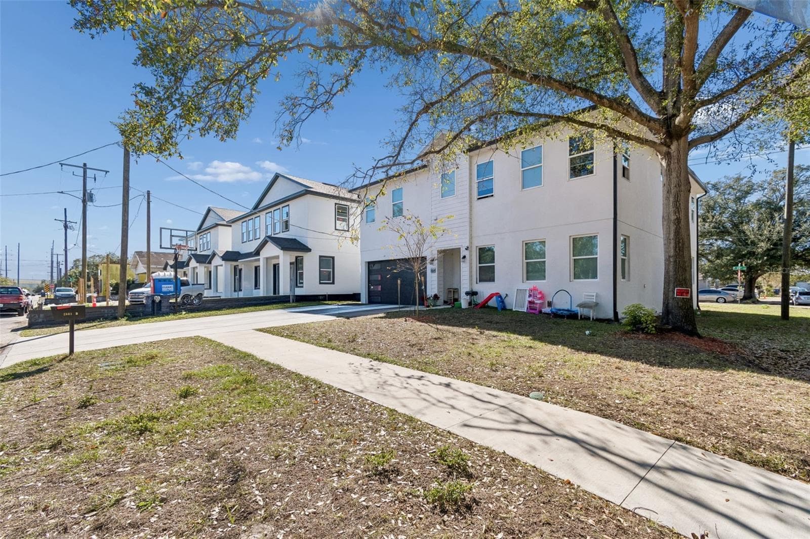 Duplex at 2801 E 19TH AVE, TAMPA, photo 28 of 32