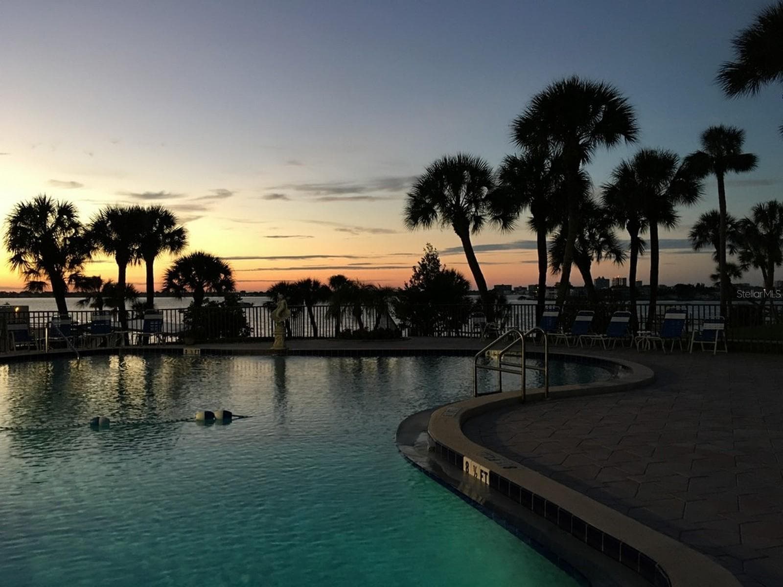 HEATED POOL - 100 BLUFF VIEW DR #317A, BELLEAIR BLUFFS