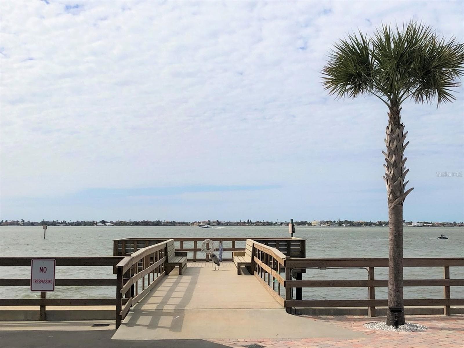 Fishing Pier - 100 BLUFF VIEW DR #317A, BELLEAIR BLUFFS