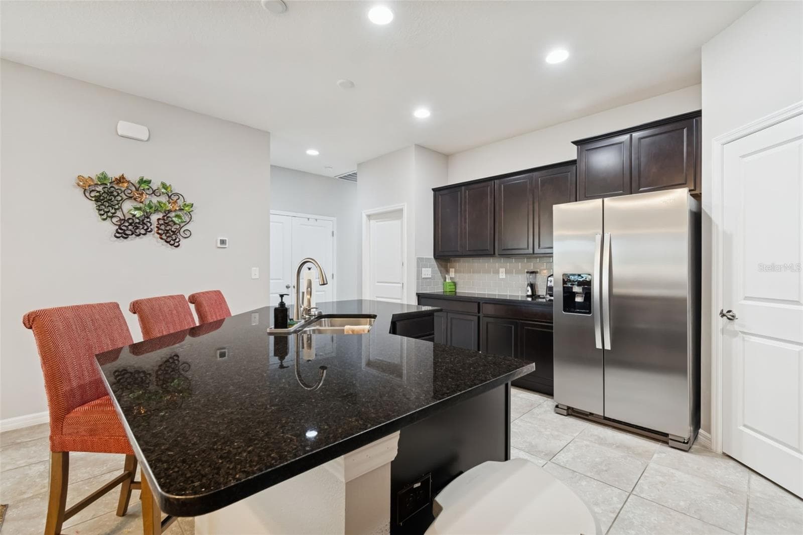 Villa at 7852 TIMBERVIEW LOOP, WESLEY CHAPEL, photo 16 of 47