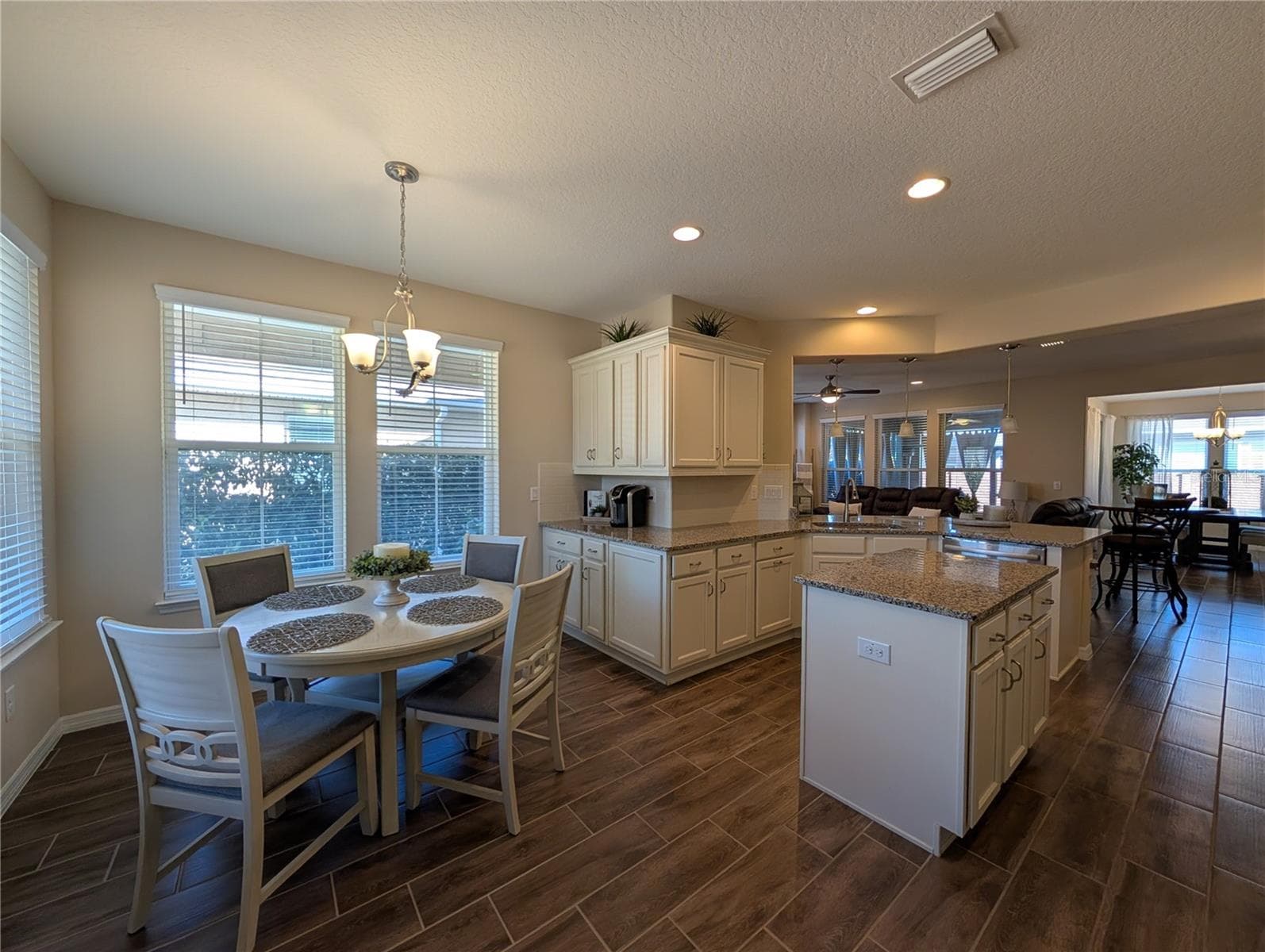Nook and Kitchen - 4341 NW 57TH AVE, OCALA
