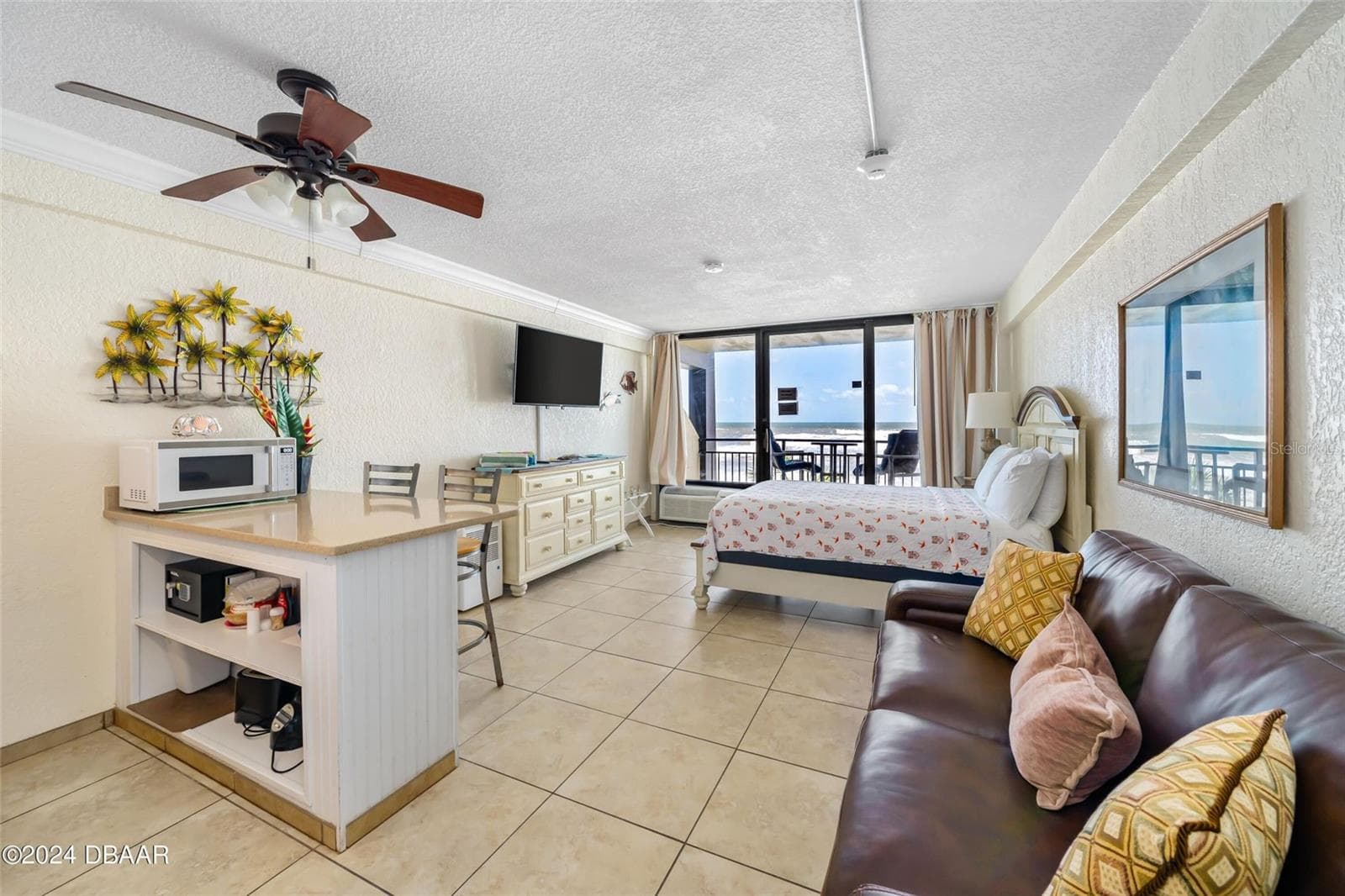 Condo - Hotel at 2301 S ATLANTIC AVE #236, DAYTONA BEACH, photo 3 of 33