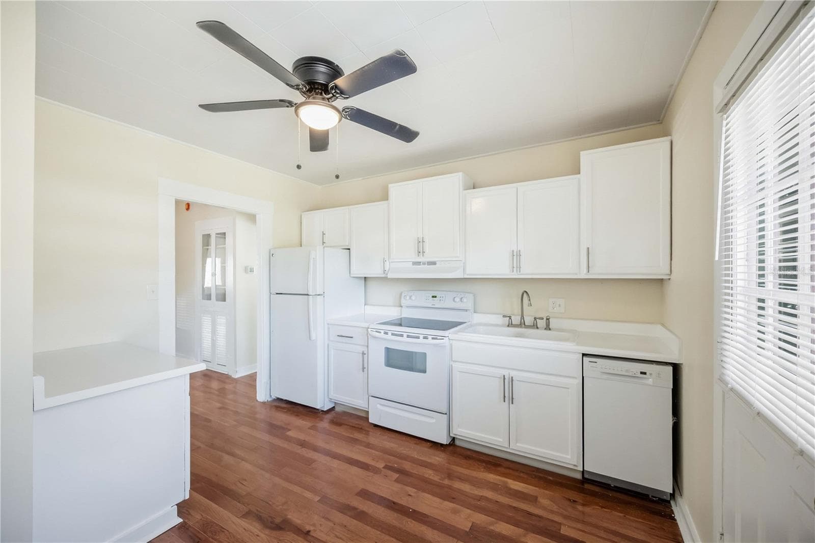 Single Family Residence at 2710 3RD AVE W, BRADENTON, photo 15 of 58