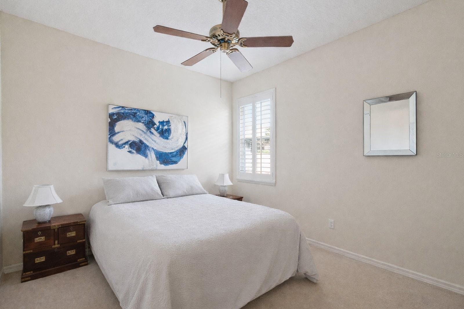 Bright light with neutral paint - 8032 PINE HOLLOW DR, MOUNT DORA