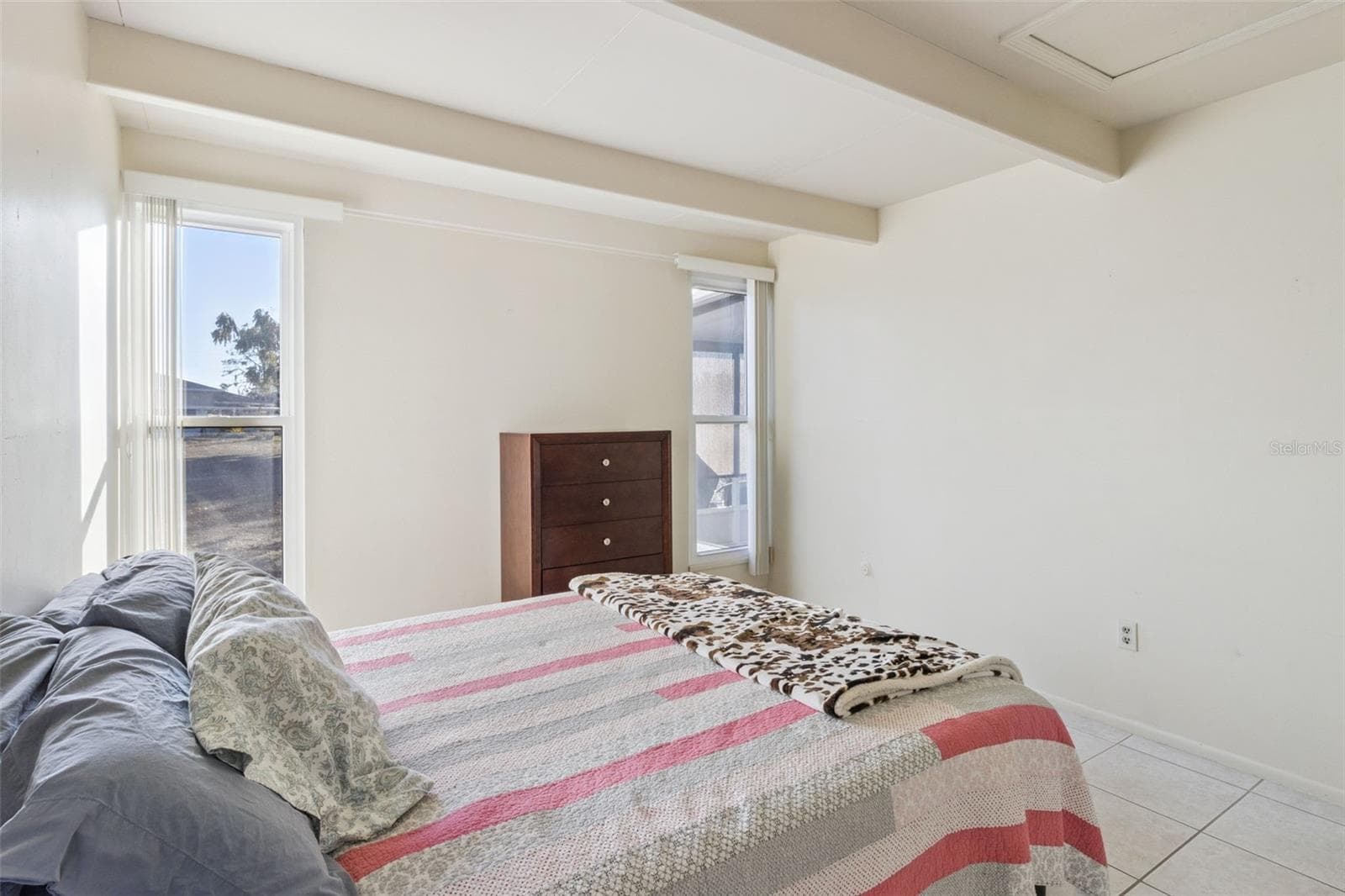 Villa at 3037 CLUB CIR, LAKESHORE, photo 13 of 19