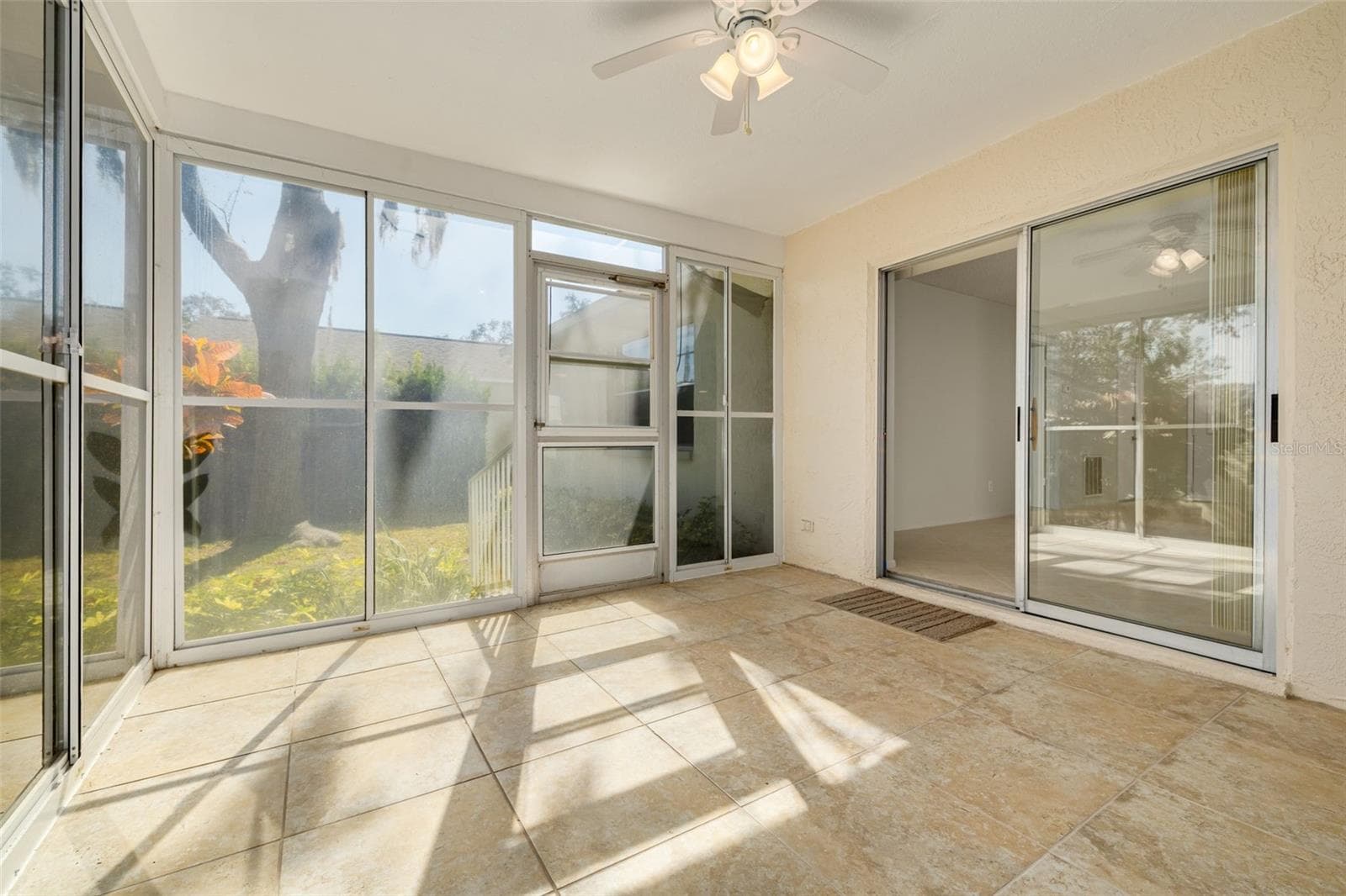 Lanai - 3569 OAK LAKE DR, PALM HARBOR