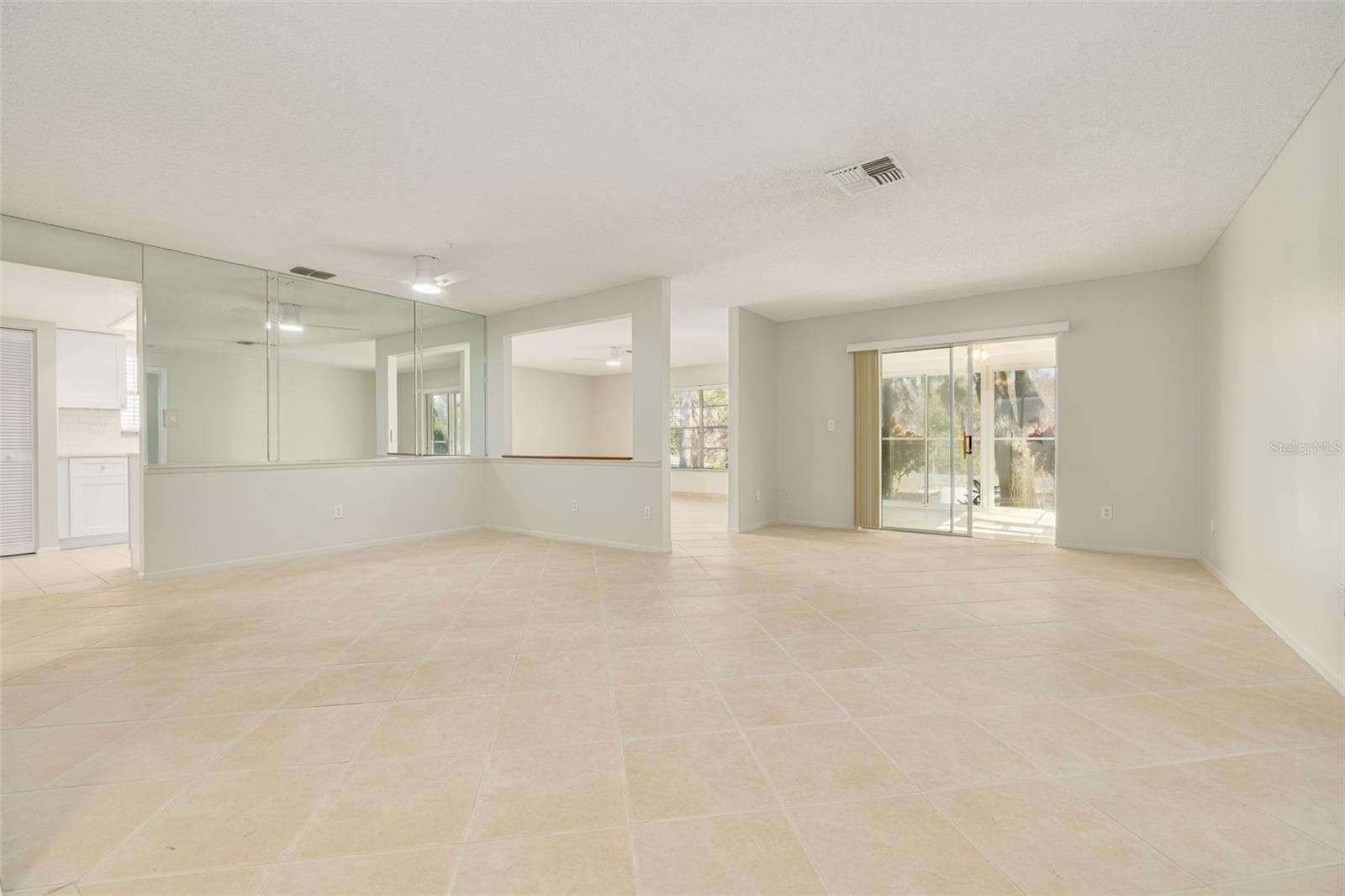 Dining / Family Room - 3569 OAK LAKE DR, PALM HARBOR