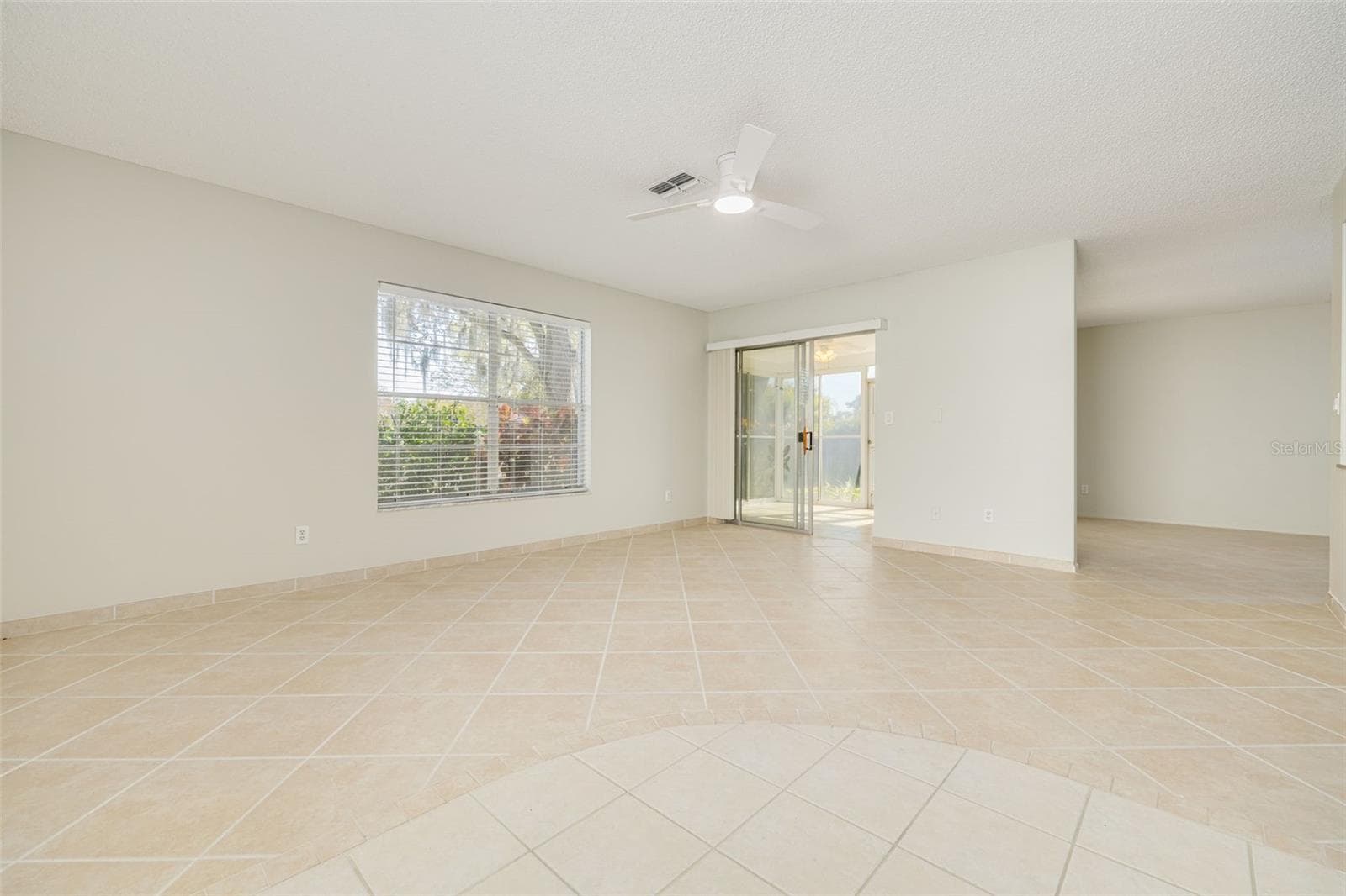 Living Room - 3569 OAK LAKE DR, PALM HARBOR