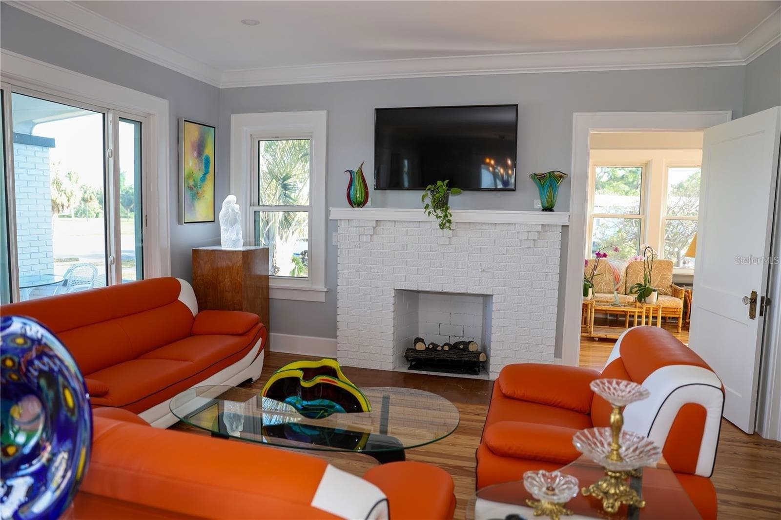 Single Family Residence at 2041 BEACH DR SE, ST PETERSBURG, photo 19 of 31