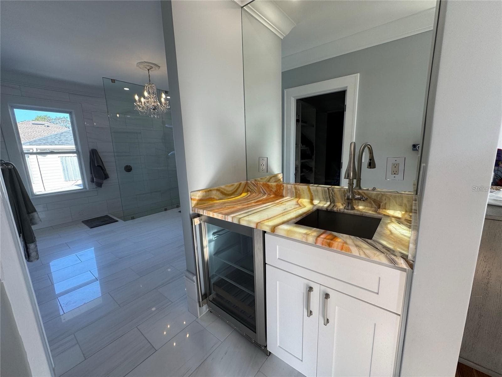 Single Family Residence at 2041 BEACH DR SE, ST PETERSBURG, photo 25 of 31