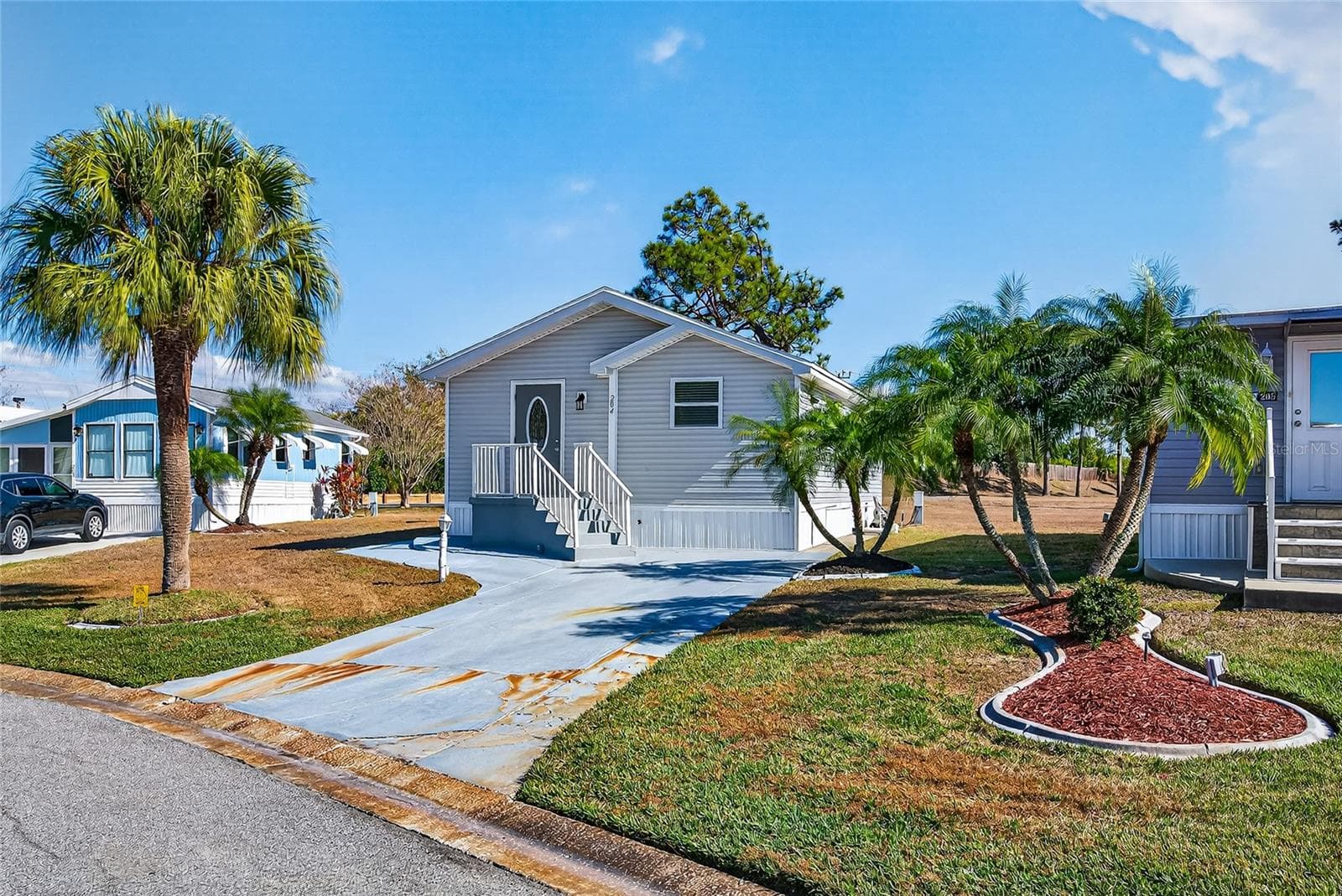 Manufactured Home at 204 CROWN POINT DR, NOKOMIS, photo 12 of 78