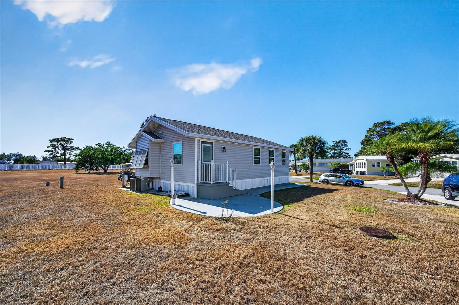 Manufactured Home at 204 CROWN POINT DR, NOKOMIS, photo 40 of 78