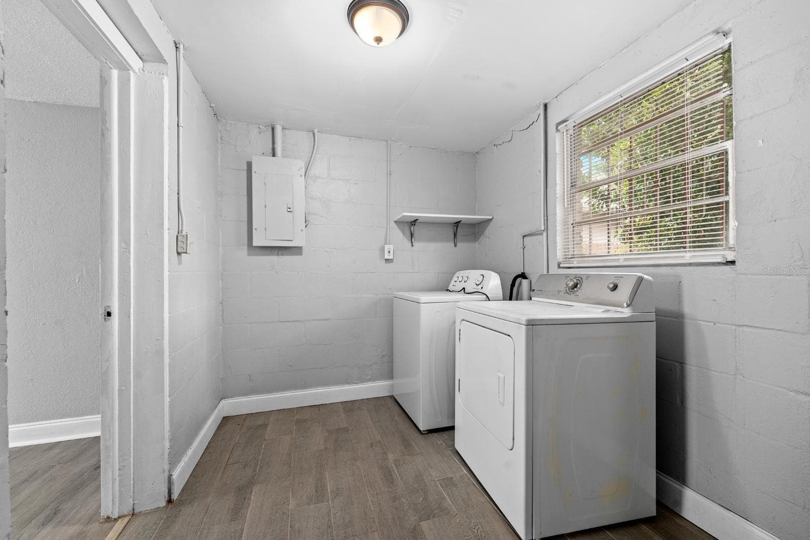 Laundry Room - 4220 E POWHATAN AVE, TAMPA
