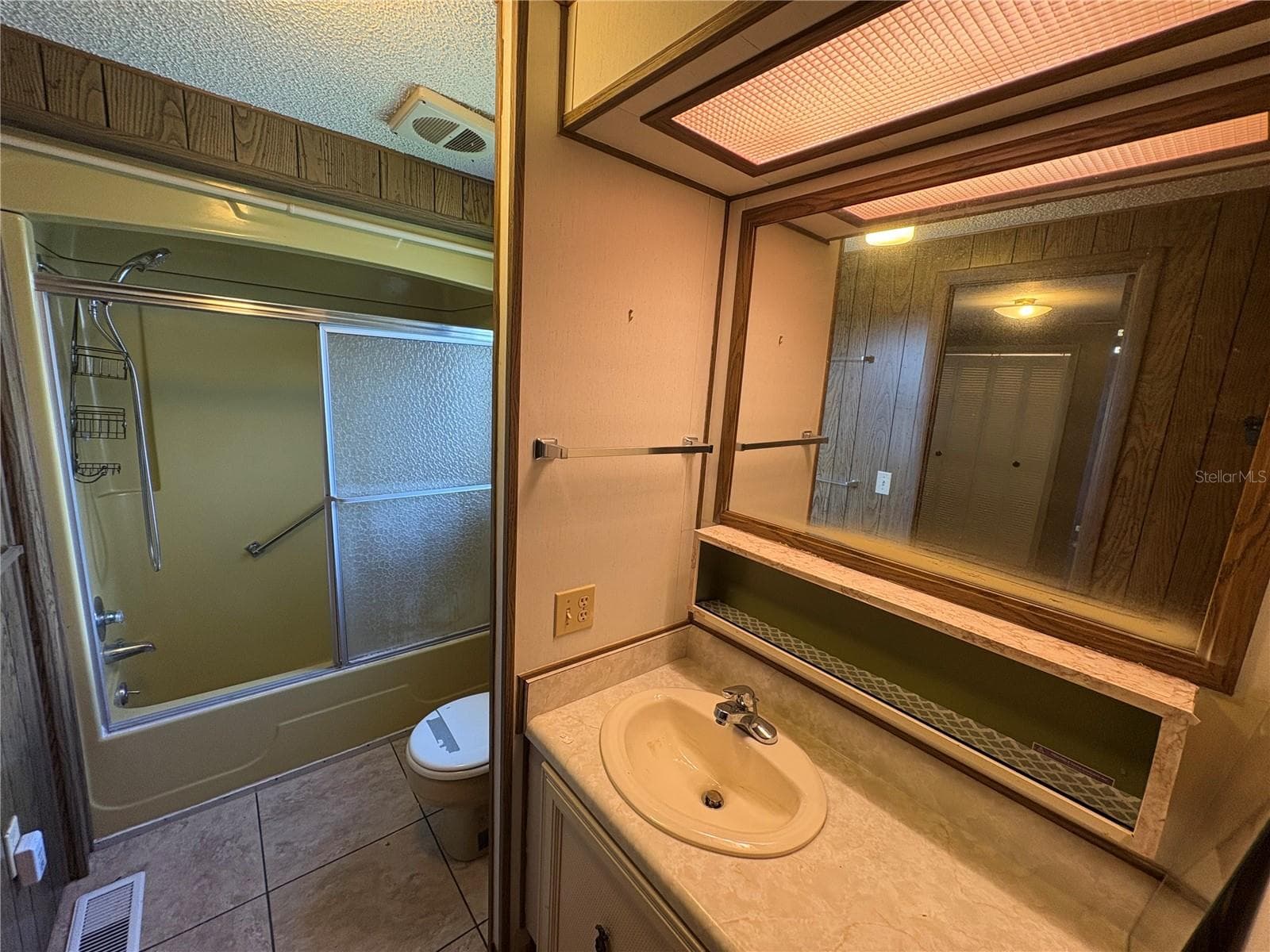 Mobile Home at 1018 SOUTHLAND DR, TAVARES, photo 35 of 67