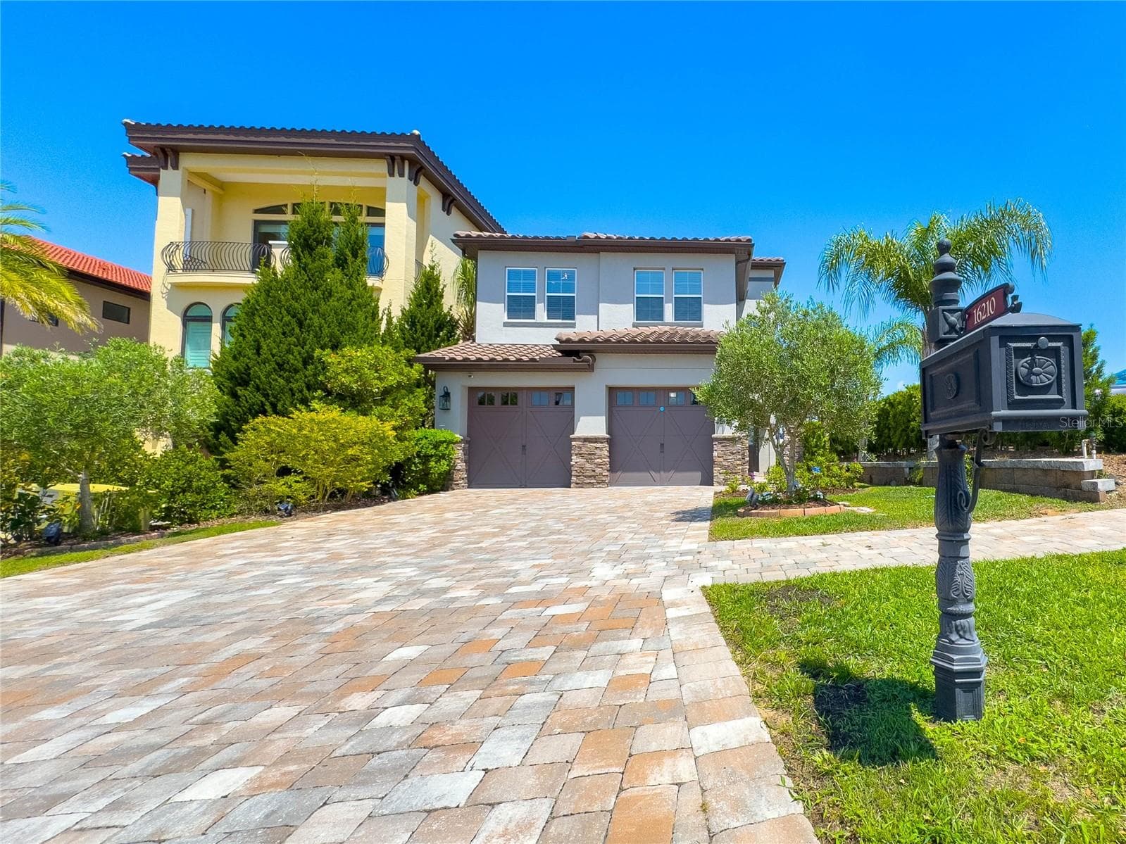 Single Family Residence at 16210 RAVENNA CT, MONTVERDE, photo 4 of 52