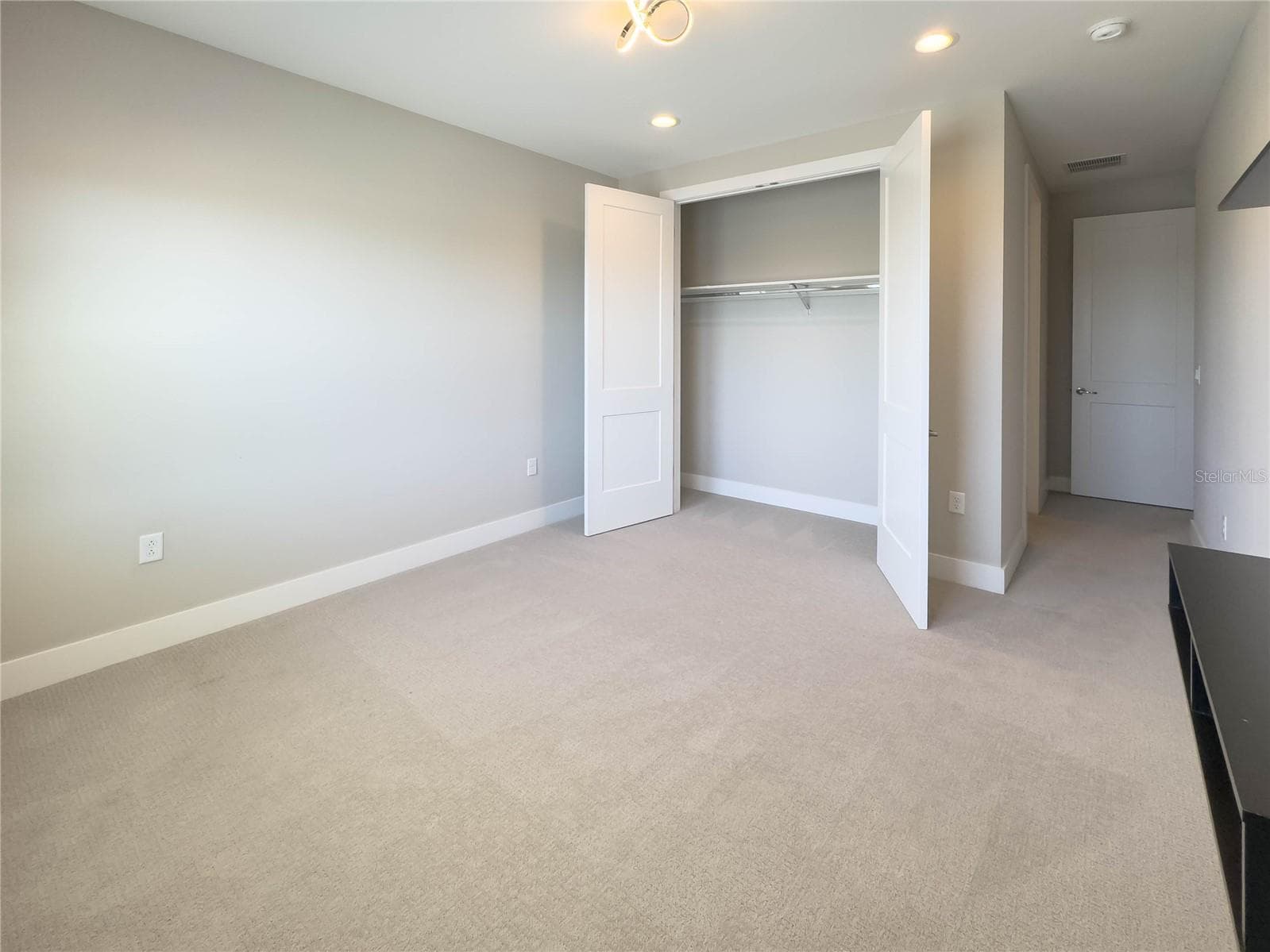 Single Family Residence at 16210 RAVENNA CT, MONTVERDE, photo 39 of 52