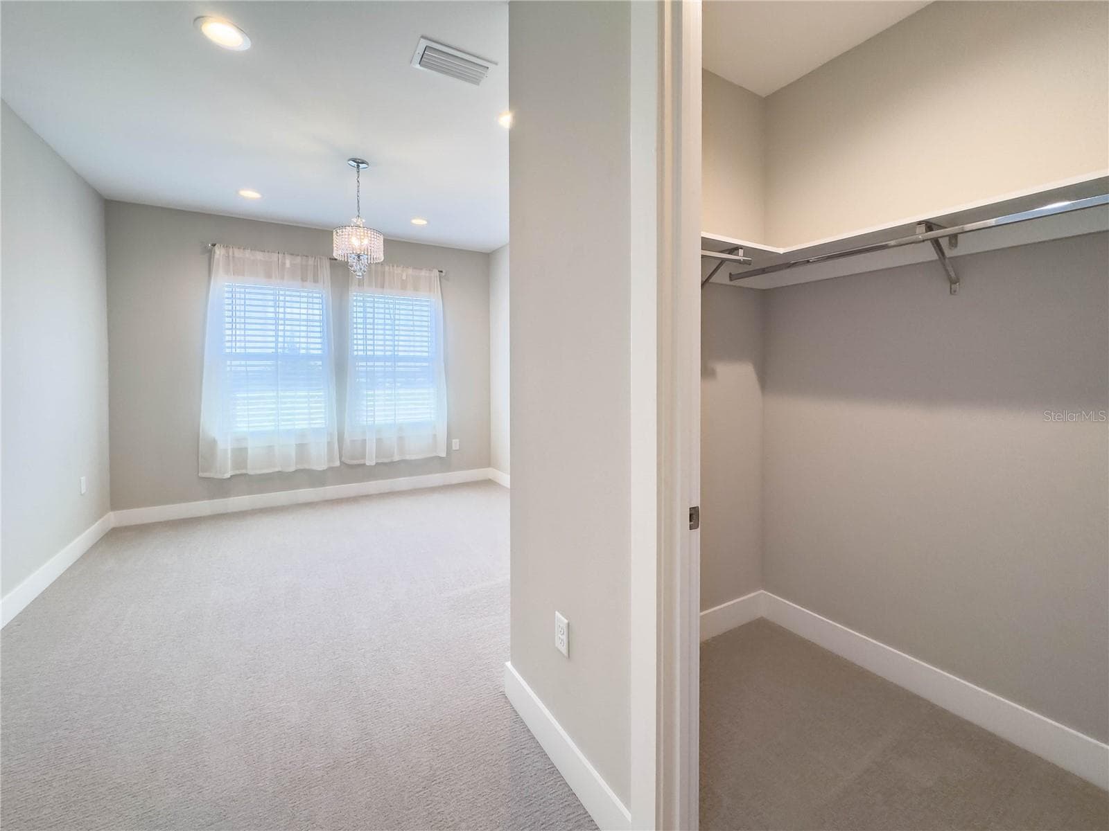 Single Family Residence at 16210 RAVENNA CT, MONTVERDE, photo 43 of 52