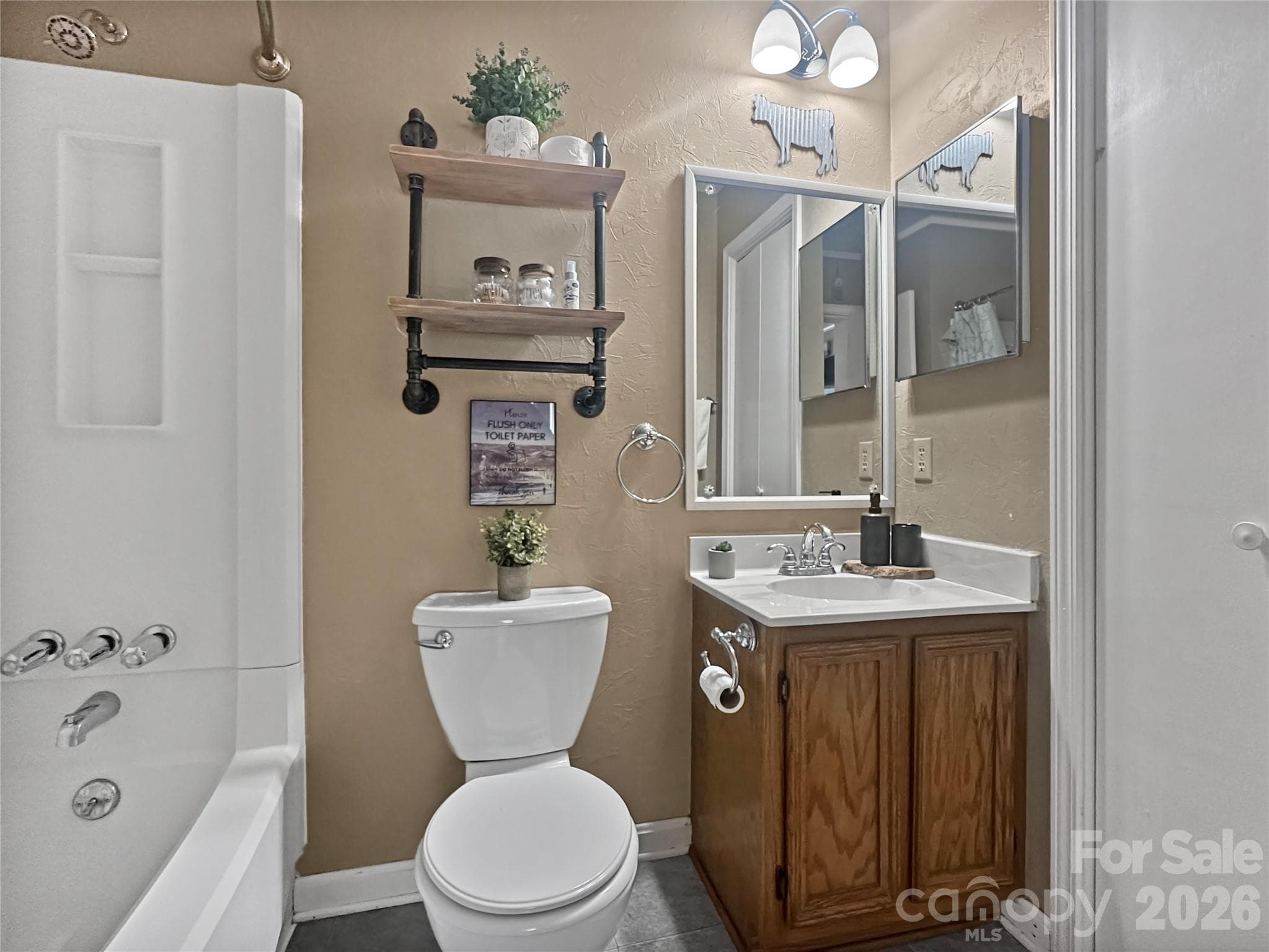 Condominium at 102 Sugar Ski Drive, Sugar Mountain, photo 19 of 38