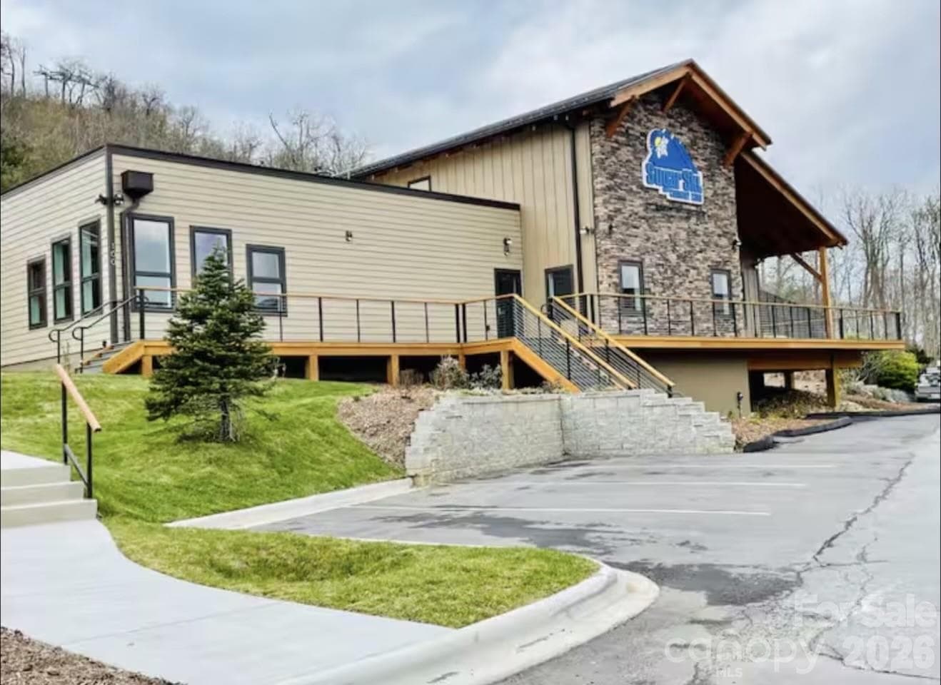 Condominium at 102 Sugar Ski Drive, Sugar Mountain, photo 29 of 38
