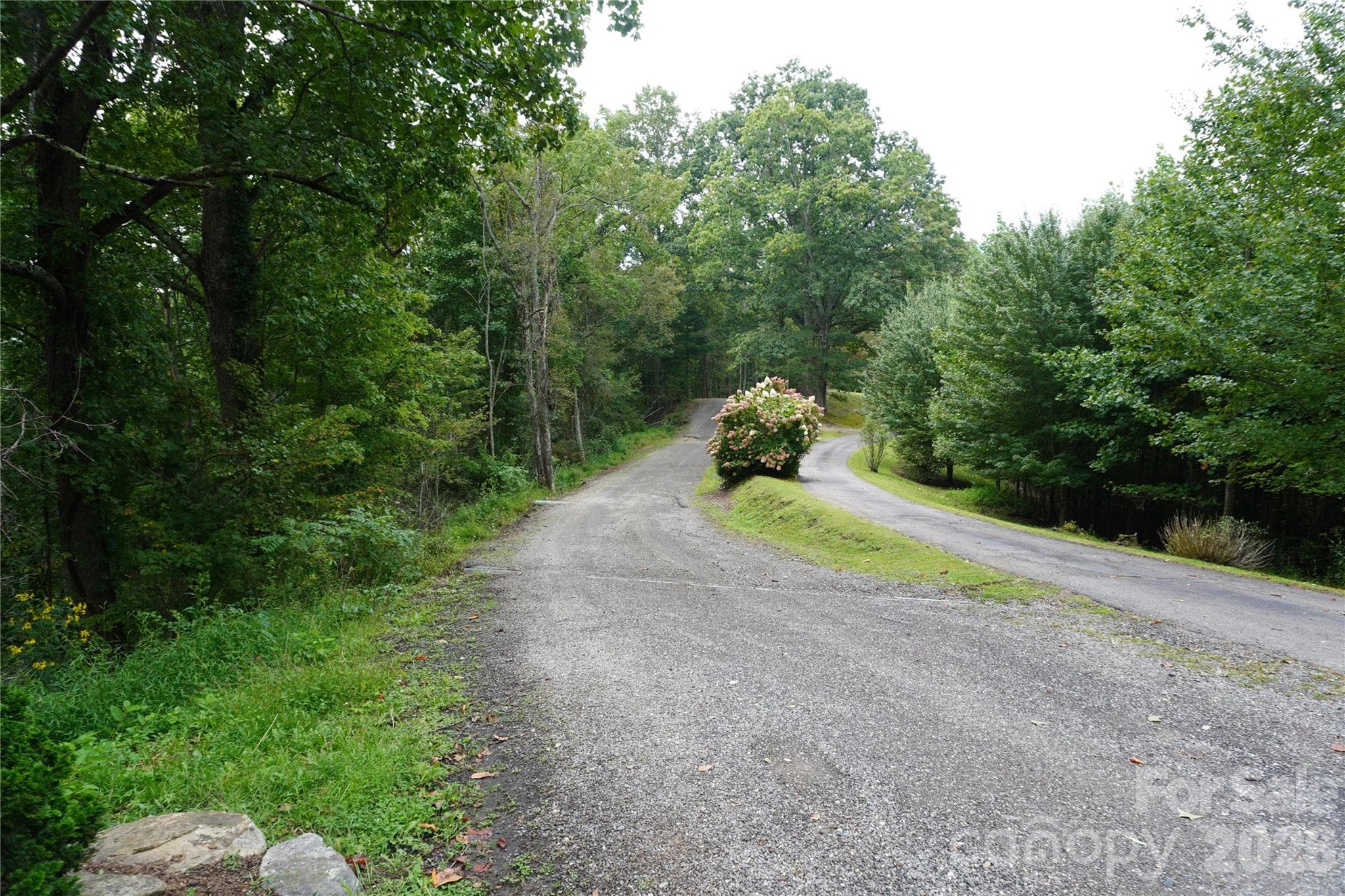Entry - take left road straight to gate - Burnsville