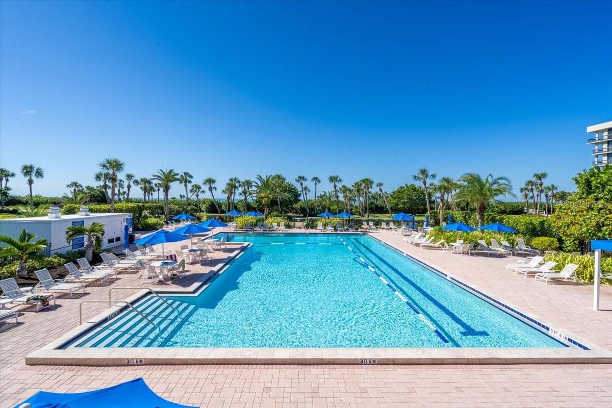 Condominium at 1065 GULF OF MEXICO DR #305, LONGBOAT KEY, photo 9 of 52