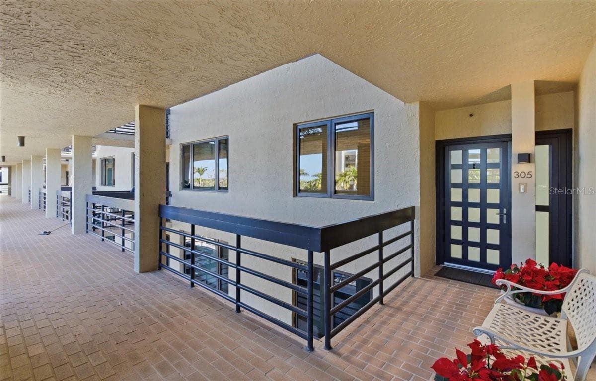 Condominium at 1065 GULF OF MEXICO DR #305, LONGBOAT KEY, photo 11 of 52
