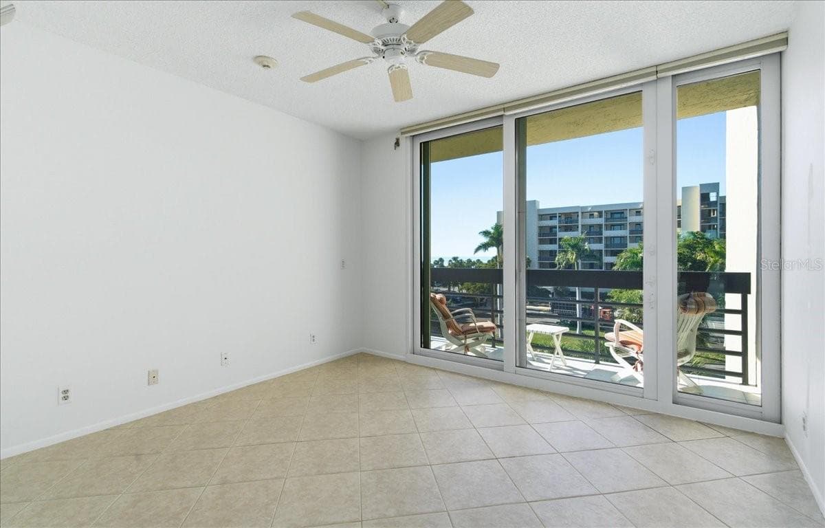 Condominium at 1065 GULF OF MEXICO DR #305, LONGBOAT KEY, photo 31 of 52
