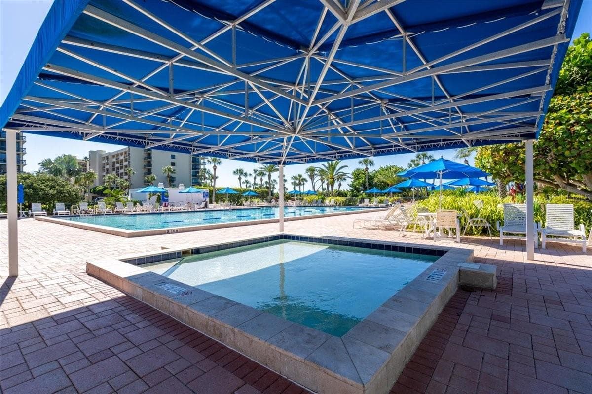 Condominium at 1065 GULF OF MEXICO DR #305, LONGBOAT KEY, photo 41 of 52
