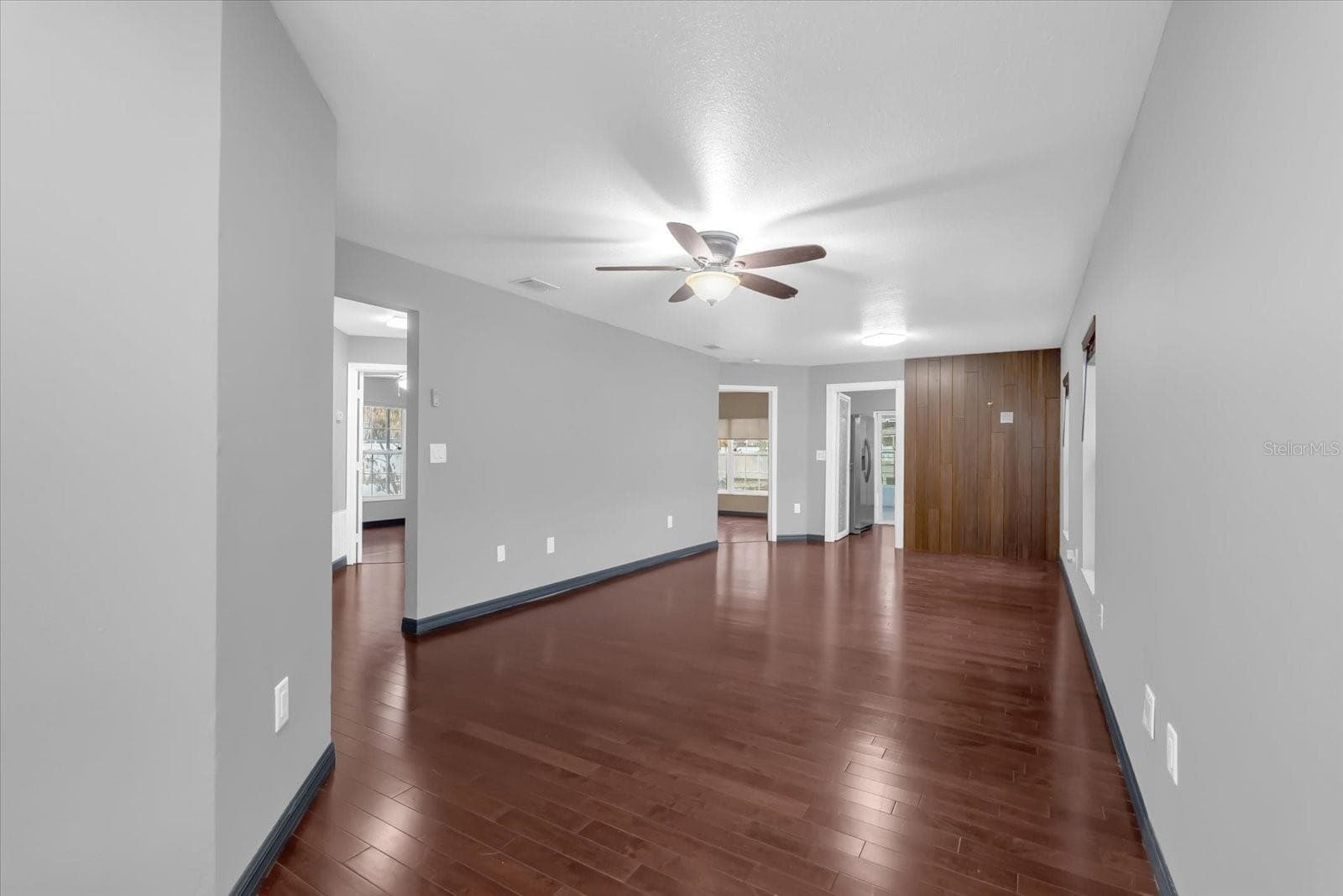 Single Family Residence at 405 LATONIA ST, KISSIMMEE, photo 7 of 32