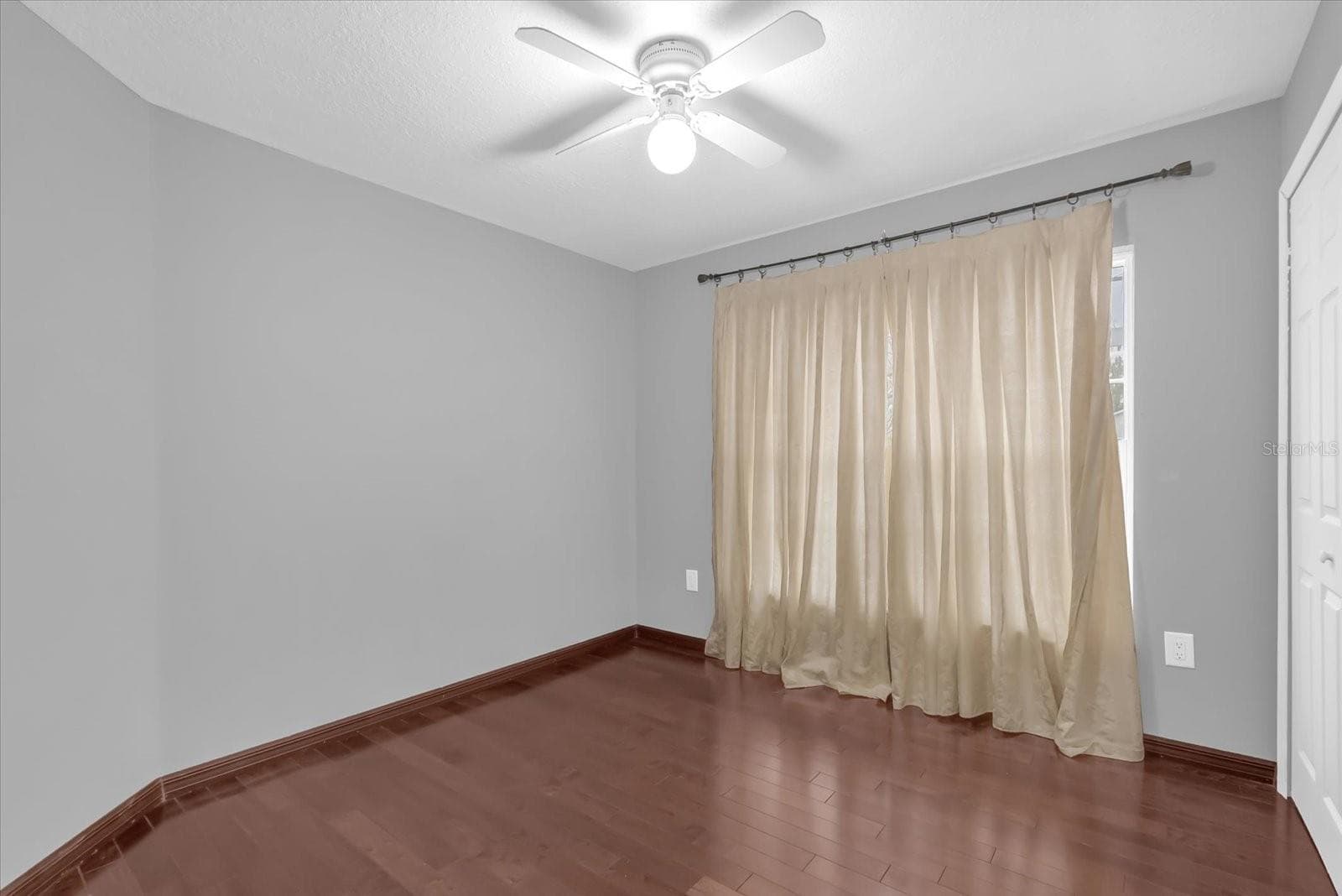 Single Family Residence at 405 LATONIA ST, KISSIMMEE, photo 15 of 32