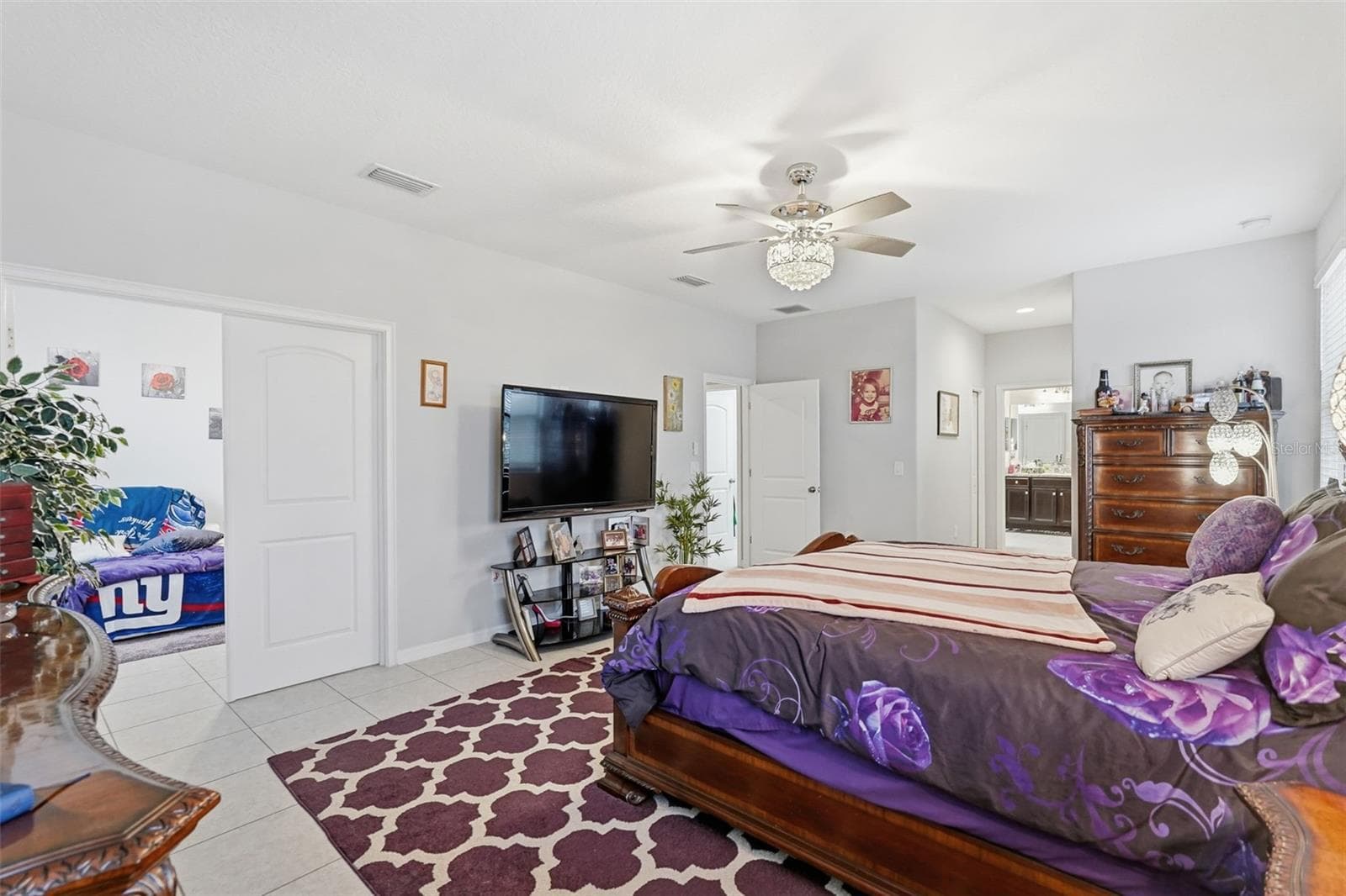 Single Family Residence at 13338 NEWPORT SHORES DR, HUDSON, photo 22 of 68