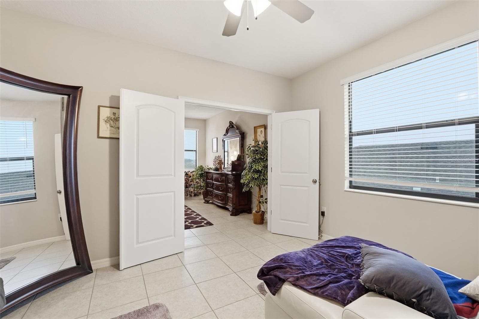 Single Family Residence at 13338 NEWPORT SHORES DR, HUDSON, photo 24 of 68