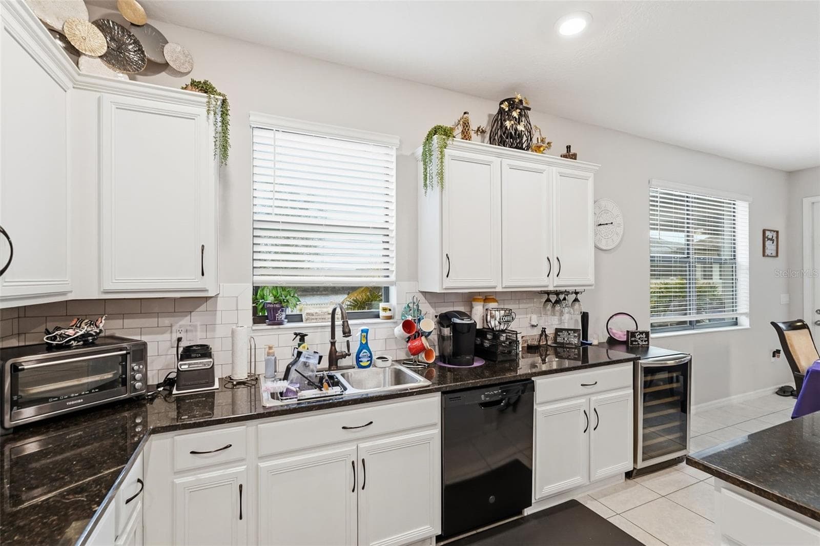 Single Family Residence at 13338 NEWPORT SHORES DR, HUDSON, photo 46 of 68
