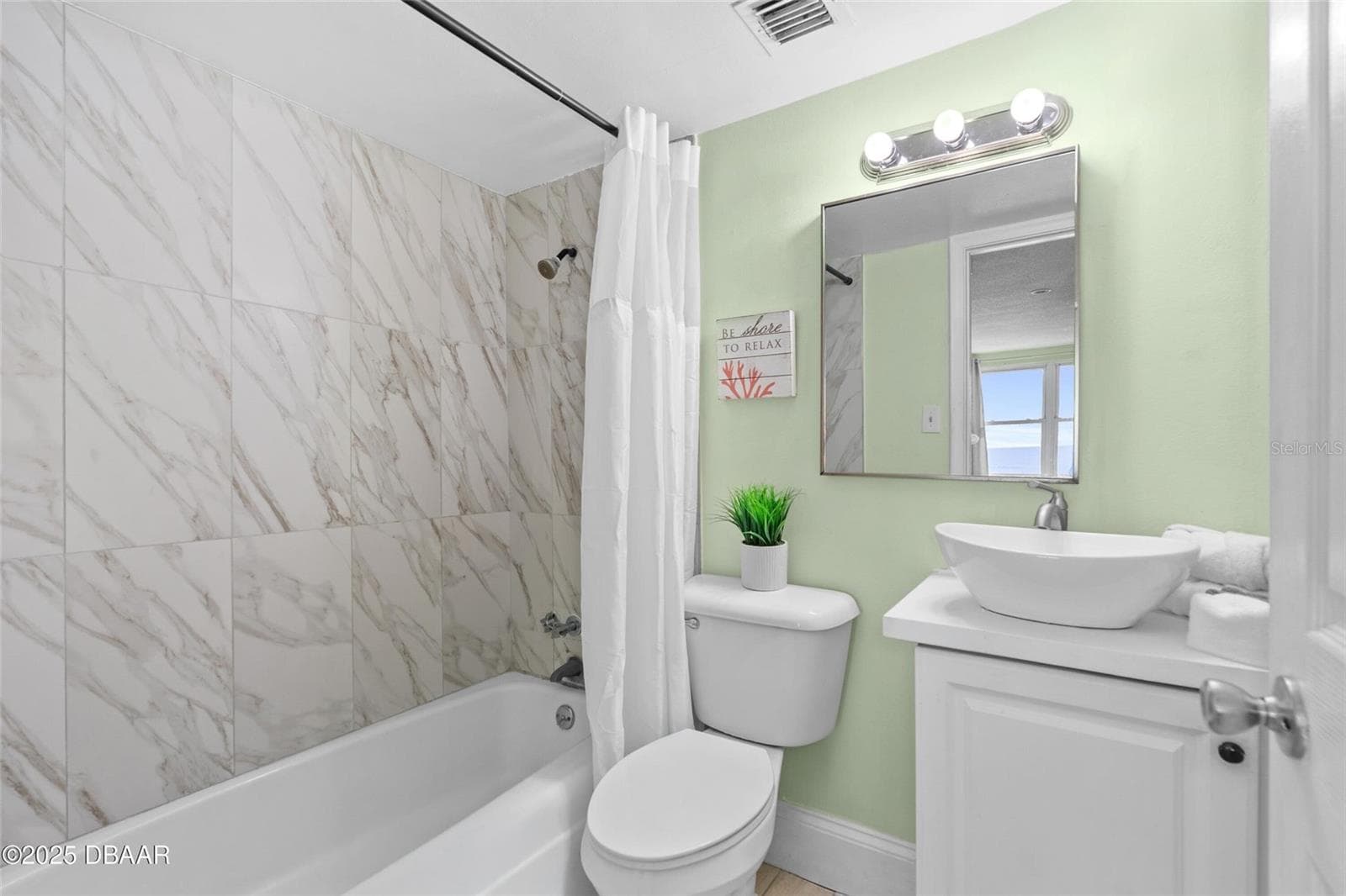 Condo - Hotel at 2301 S ATLANTIC AVE #501, DAYTONA BEACH, photo 2 of 32