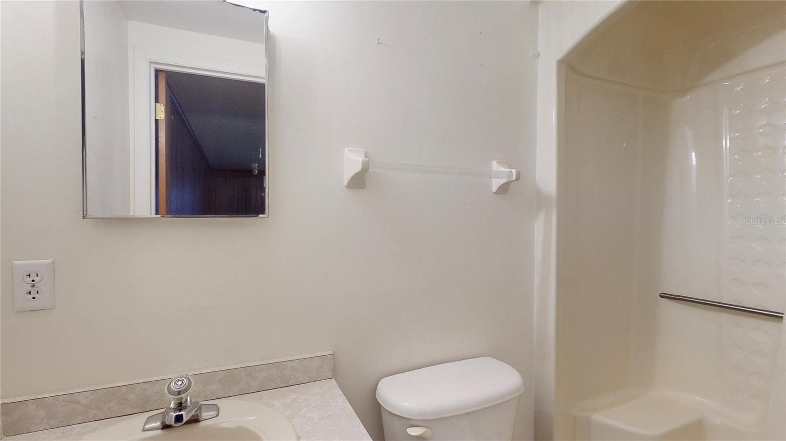 Bathroom off great room in basement - 13 HERMOSA DR, EUSTIS