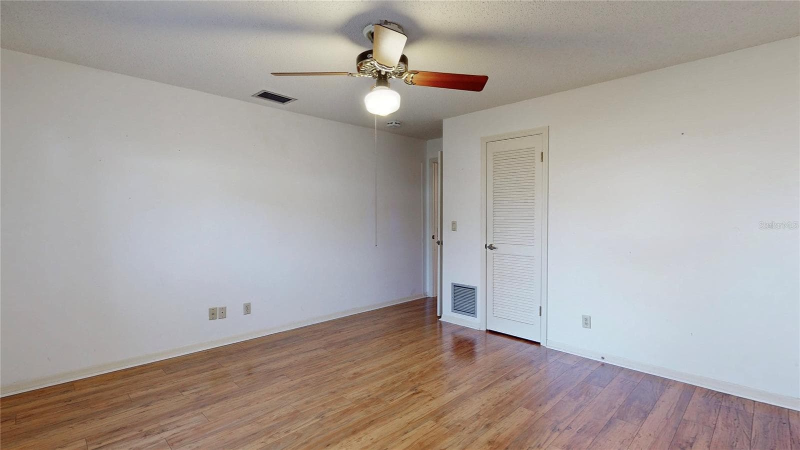 Single Family Residence at 13 HERMOSA DR, EUSTIS, photo 32 of 65