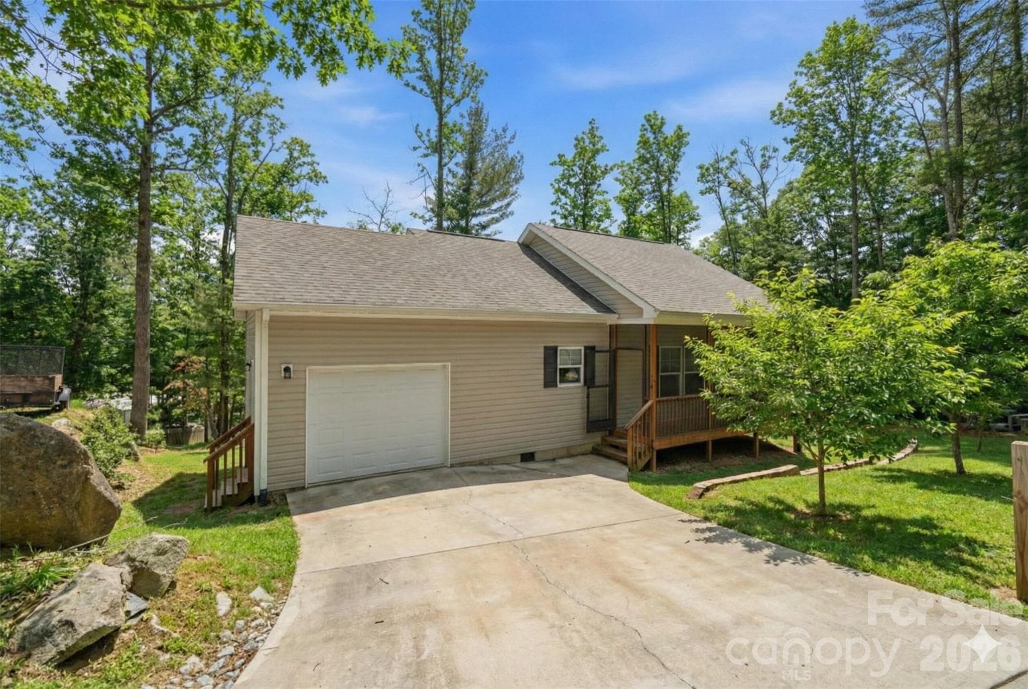 Virtually edited to show what it would look like in summer/grass - 138 Lone Eagle Lane, Hendersonville