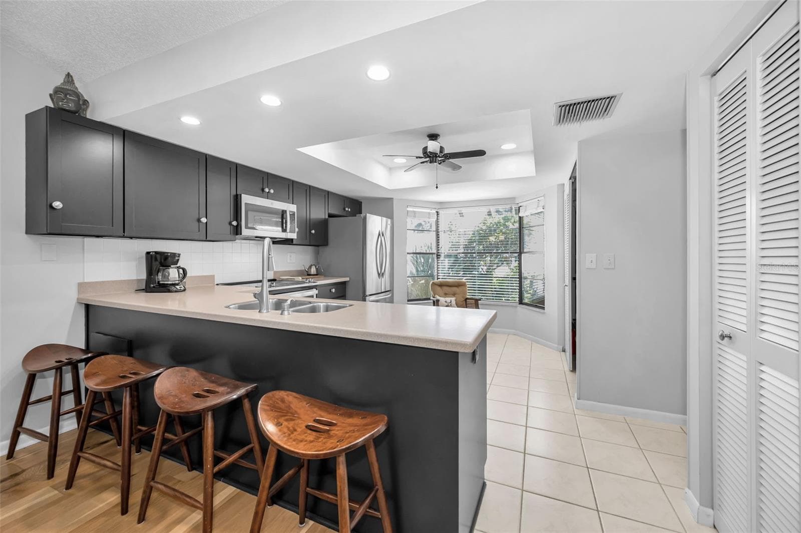 Condominium at 3351 LORI LN #3351, NEW PORT RICHEY, photo 15 of 50