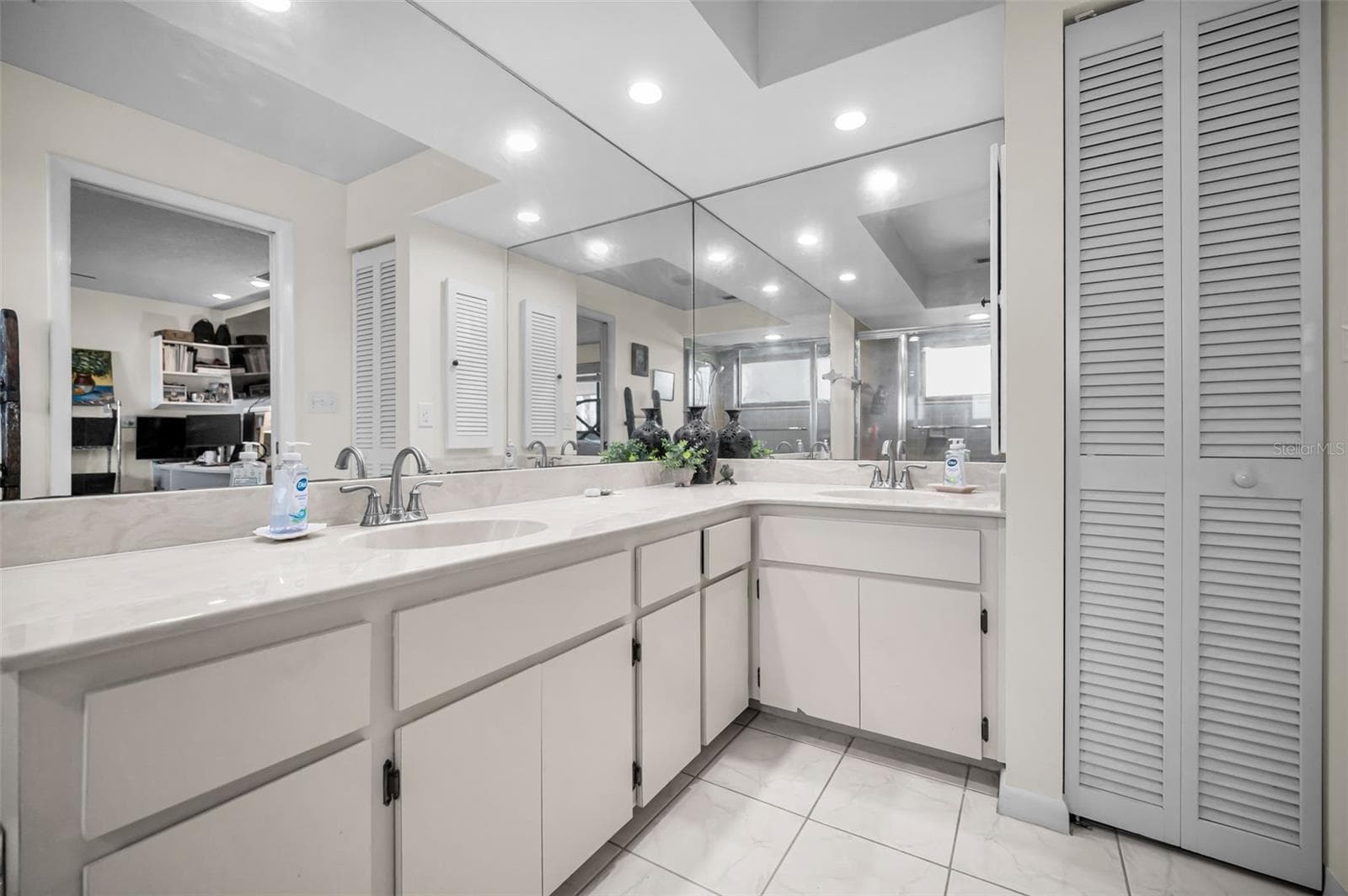 Ensuite Bathroom - 3351 LORI LN #3351, NEW PORT RICHEY
