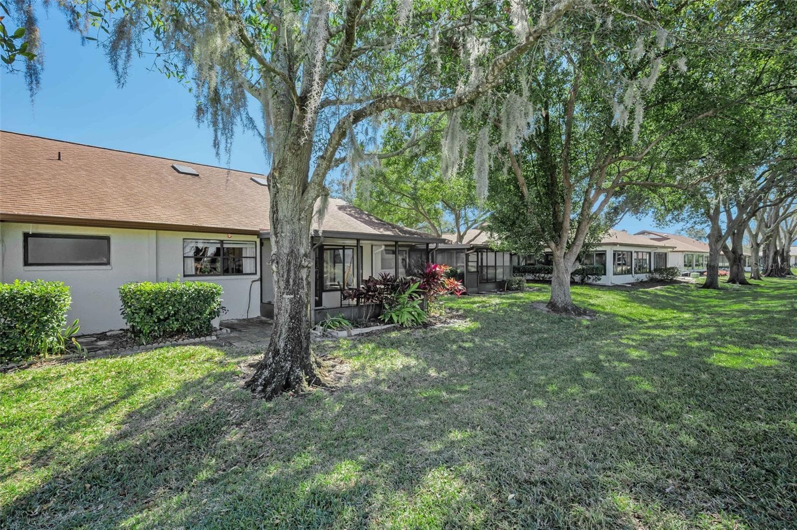 Condominium at 3351 LORI LN #3351, NEW PORT RICHEY, photo 32 of 50