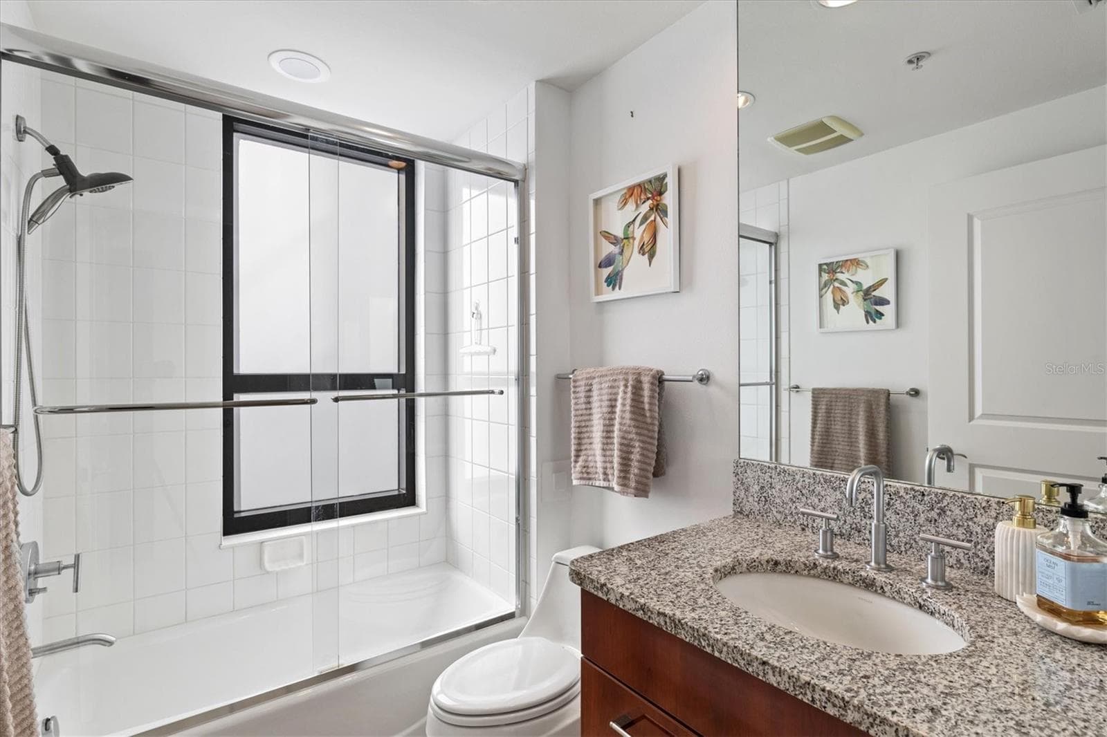 2nd bath - 50 CENTRAL AVE #15A, SARASOTA