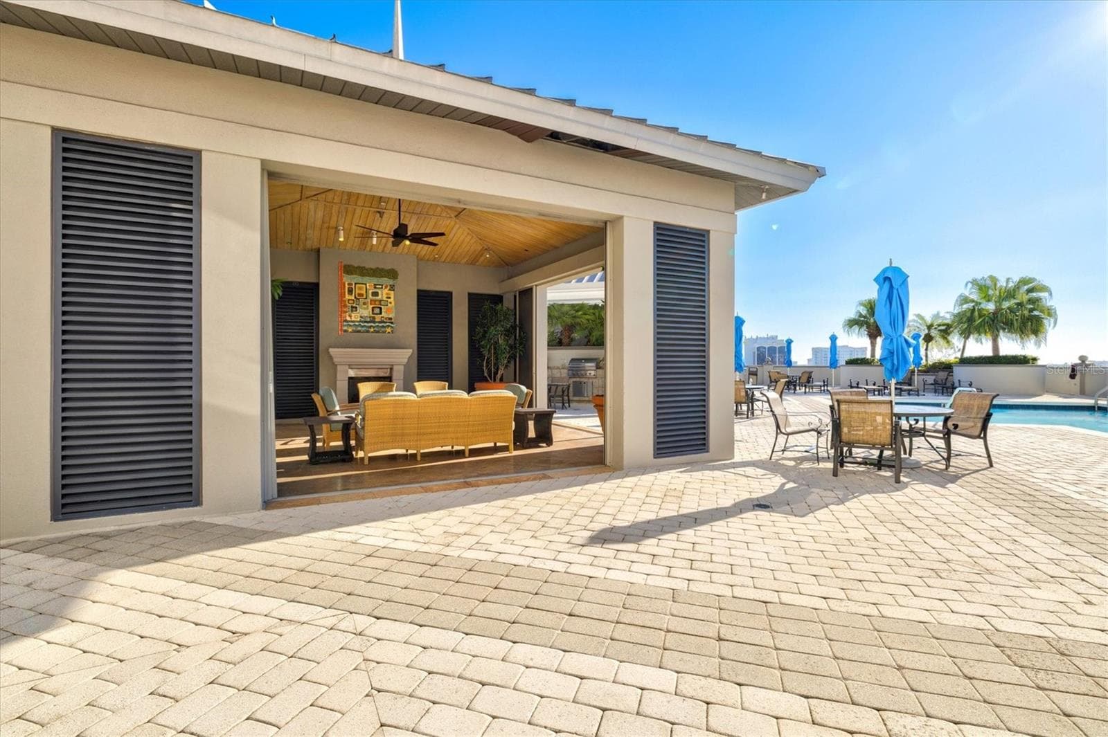 Poolside Clubhouse - 50 CENTRAL AVE #15A, SARASOTA