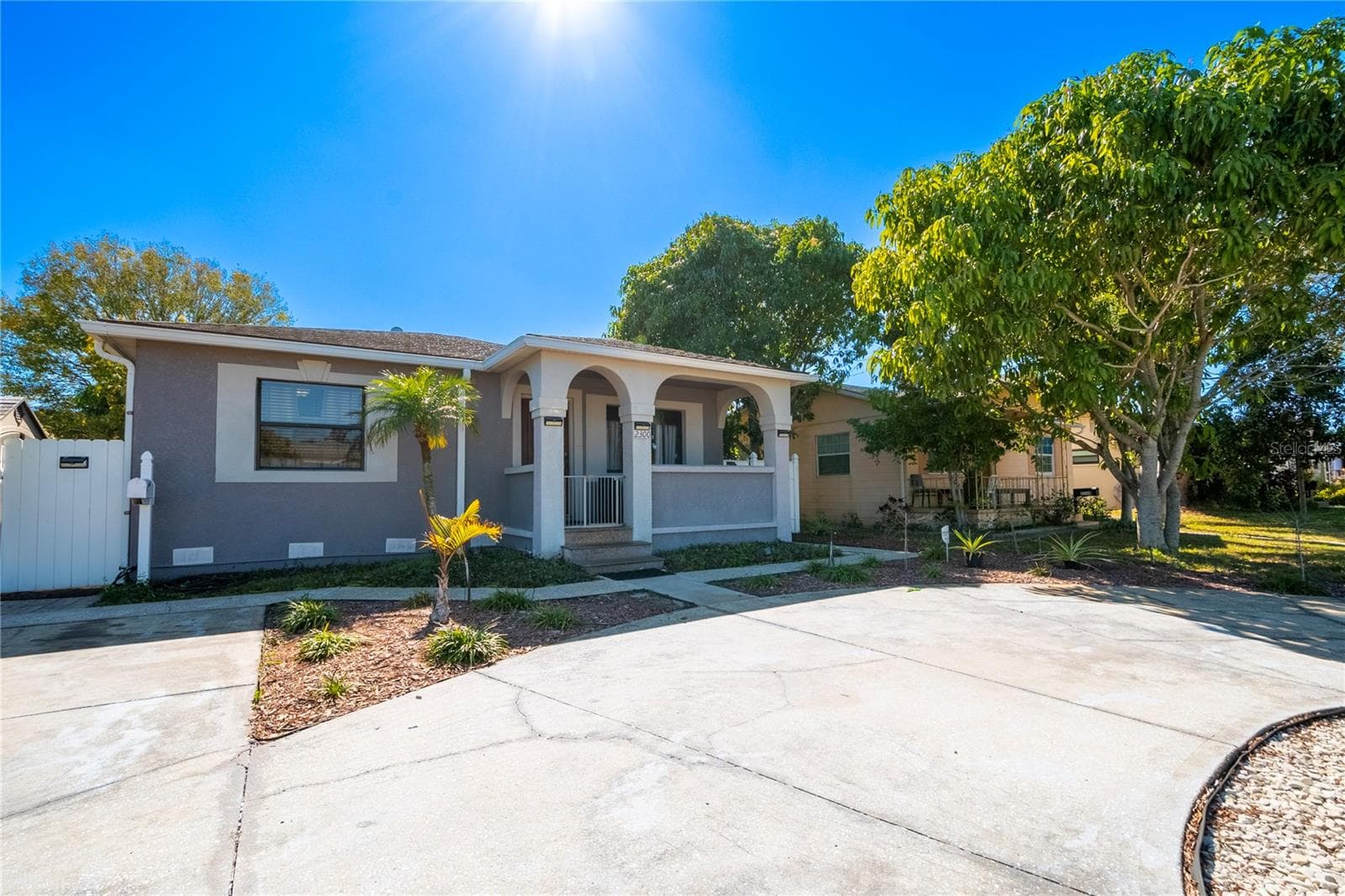 Single Family Residence at 2300 37TH AVE N, ST PETERSBURG, photo 2 of 52
