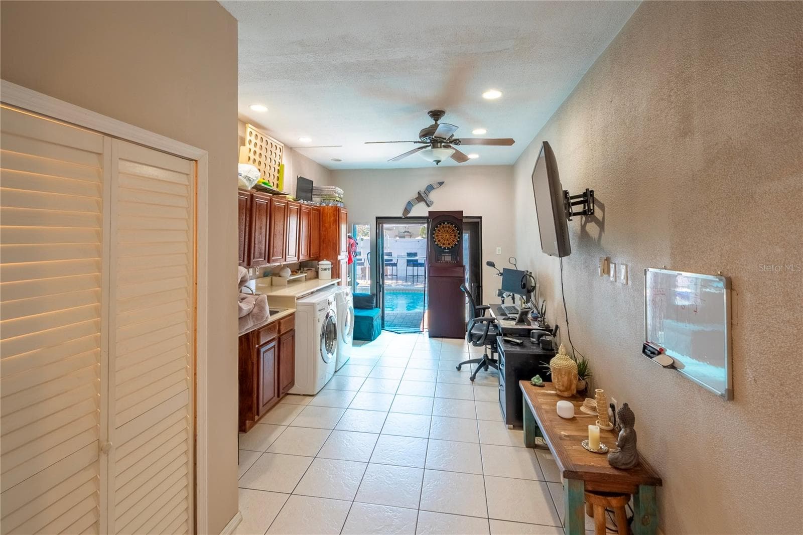 Single Family Residence at 2300 37TH AVE N, ST PETERSBURG, photo 33 of 52