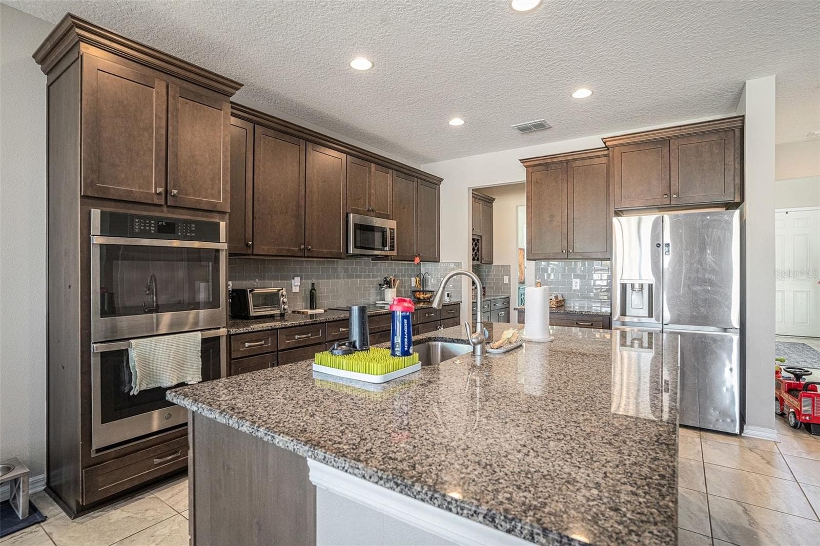 Single Family Residence at 13362 SAGE HOLLOW AVE, RIVERVIEW, photo 4 of 36