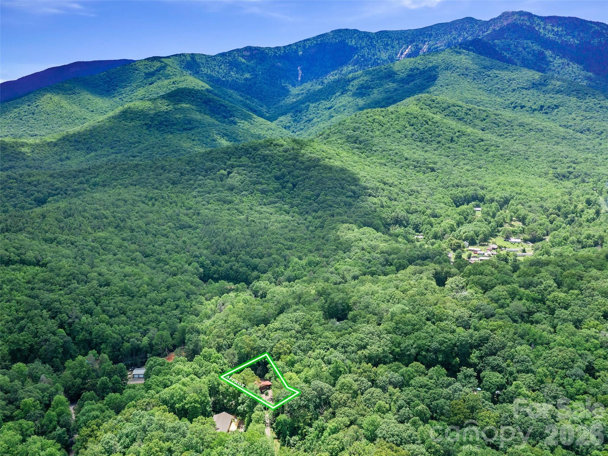Approximate lot lines in the Appalachian Mountains! - Burnsville