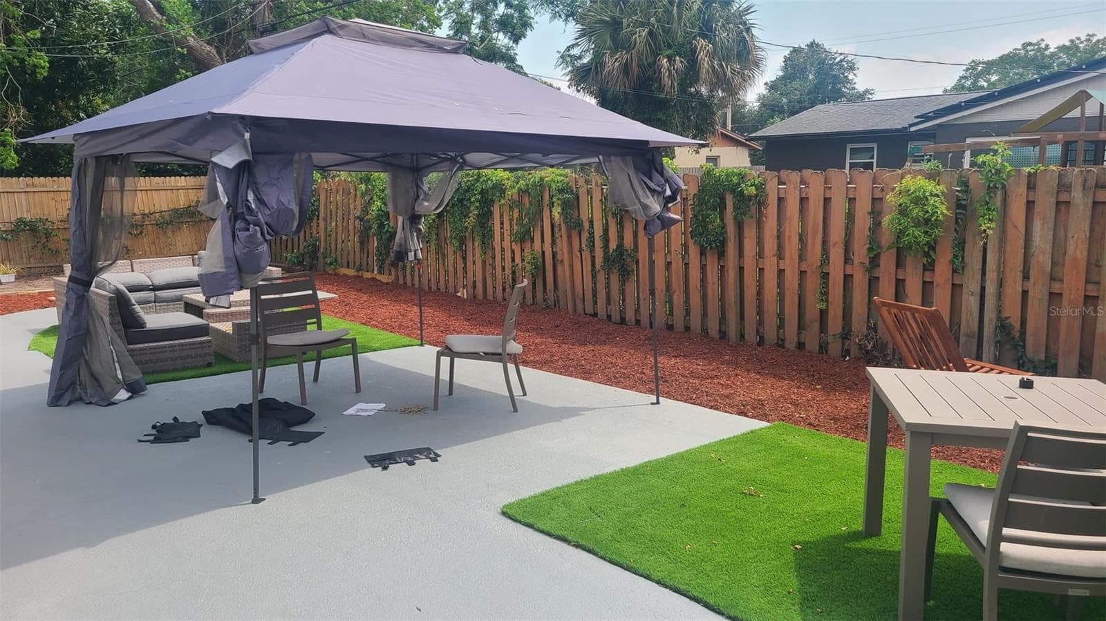 Single Family Residence at RICHMOND ESTATES, ORLANDO, photo 2 of 5