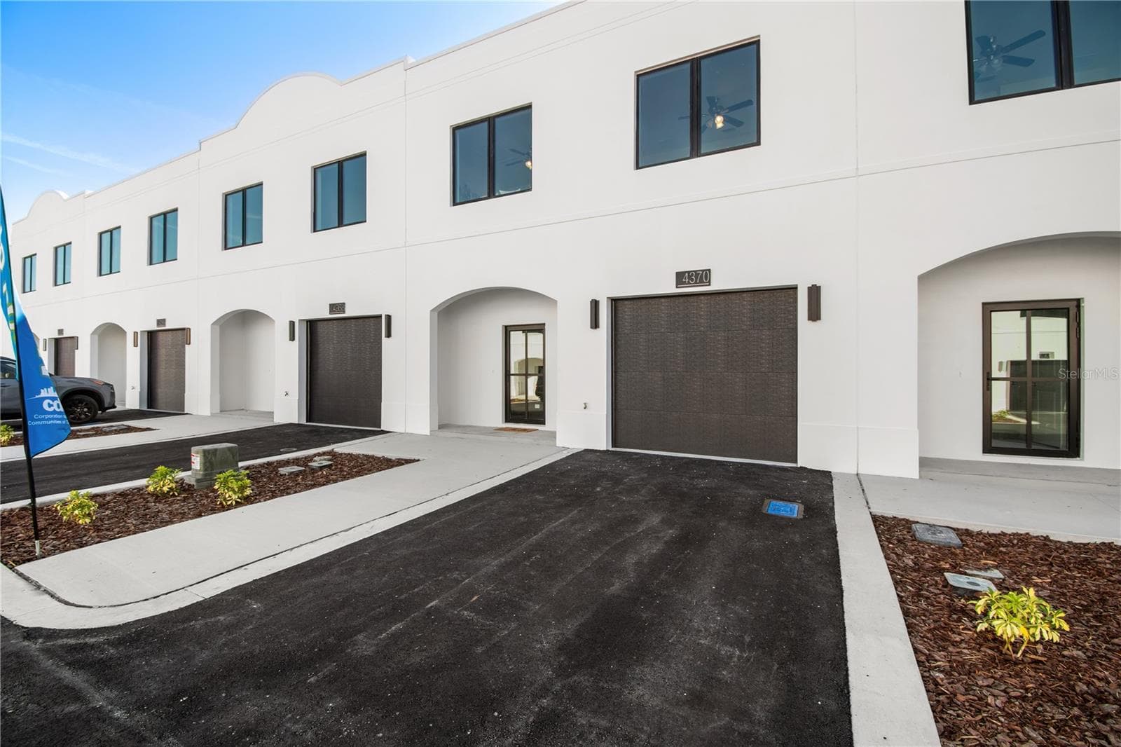 Exterior - 4342 CAMBIO GARDENS CT, TAMPA