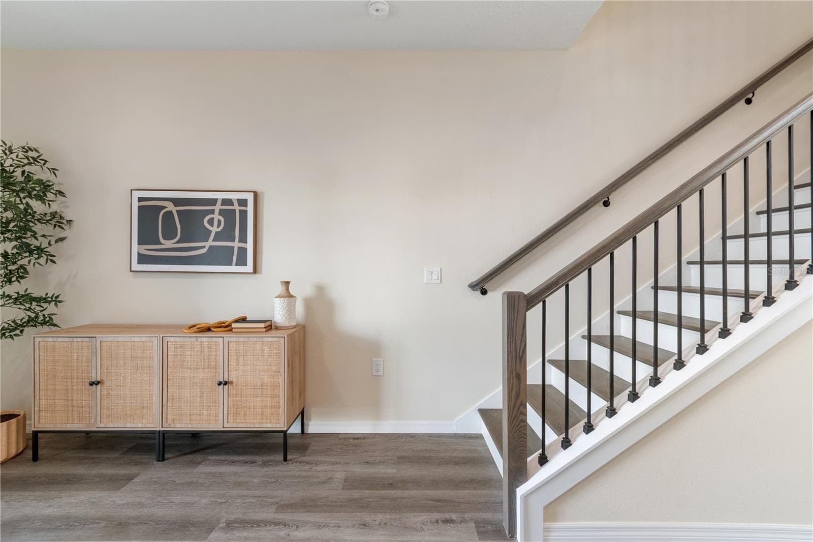 Interior stairs - 4342 CAMBIO GARDENS CT, TAMPA