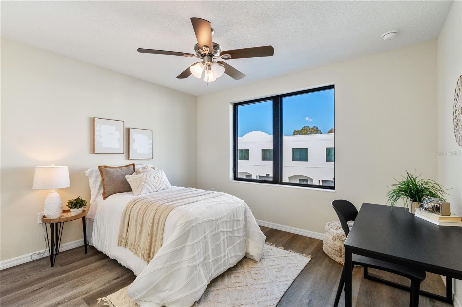 Guest bedroom - 4342 CAMBIO GARDENS CT, TAMPA